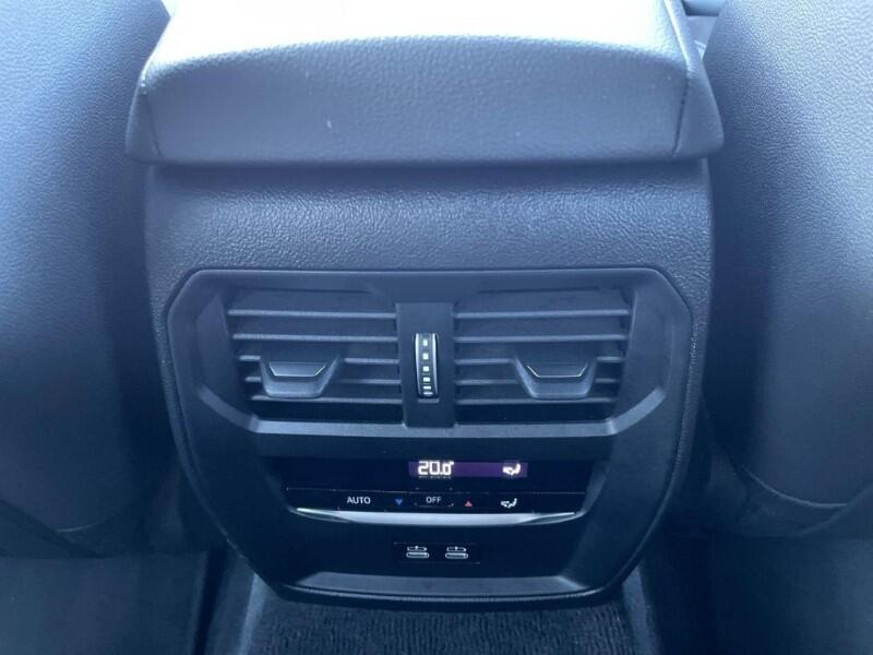 BMW i4 view 52