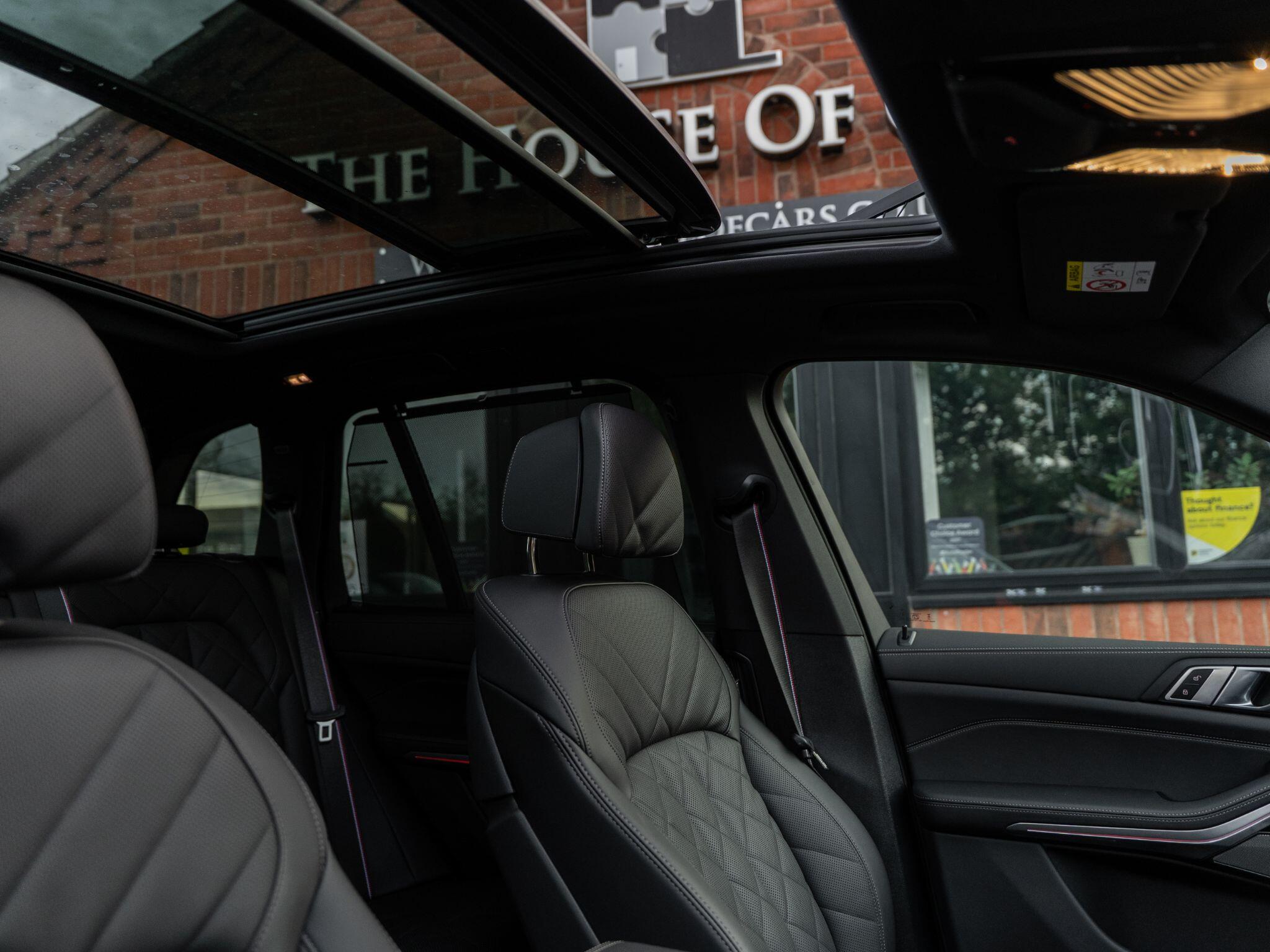 BMW X5 view 44