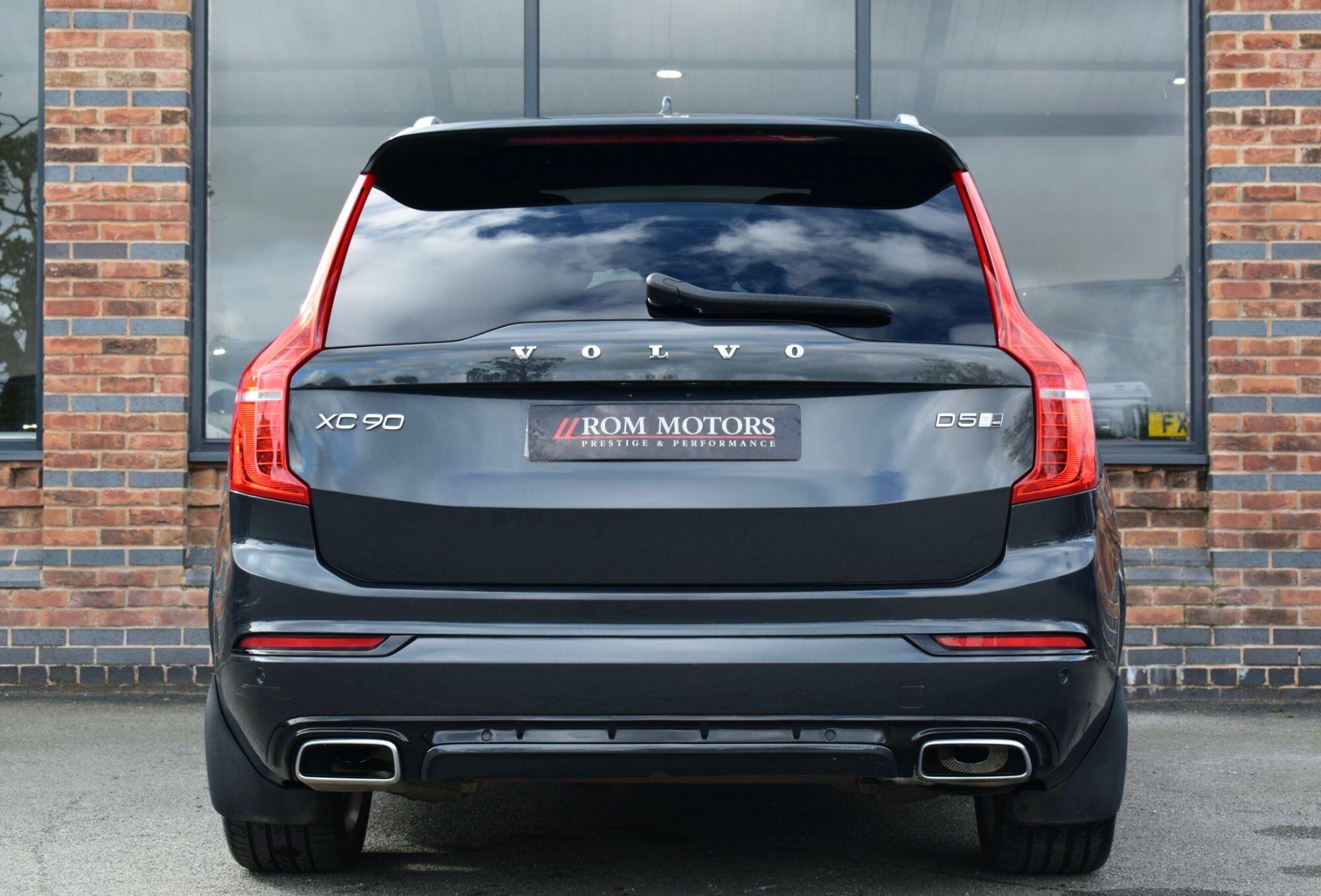 Volvo XC90 view 37