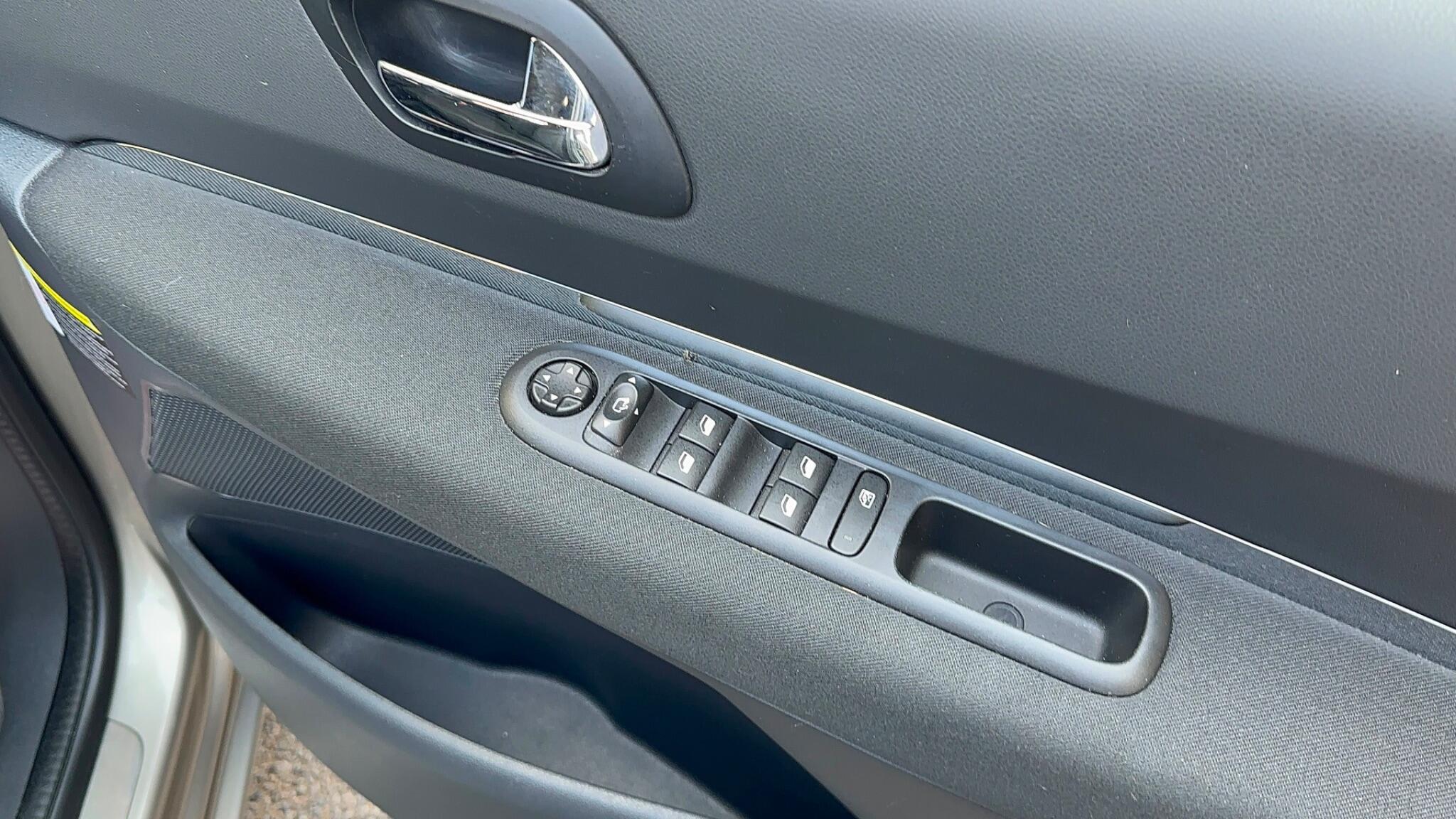 Peugeot 5008 view 49