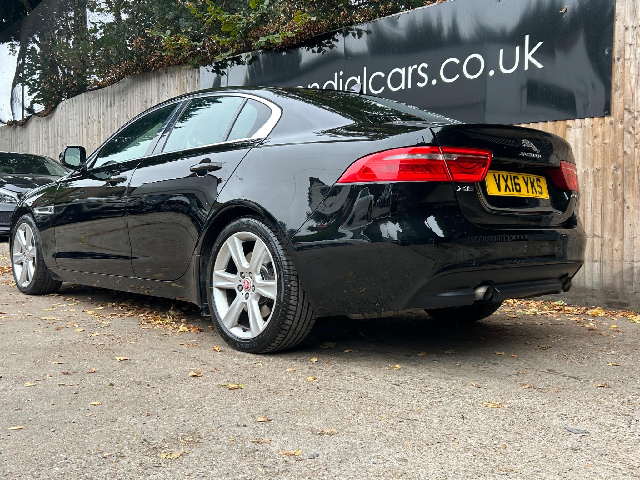 Jaguar Xe view 15