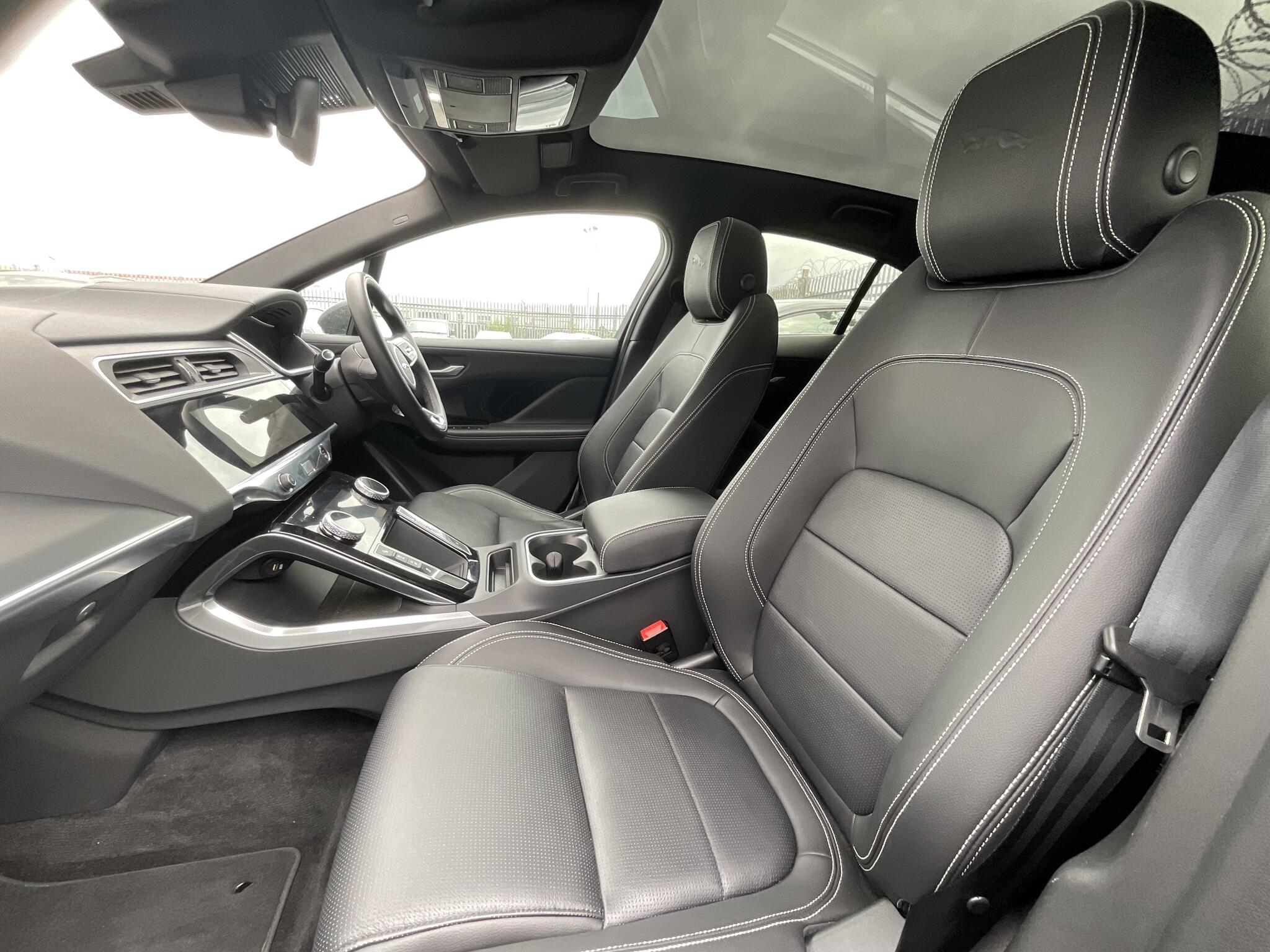 Jaguar I-Pace view 18
