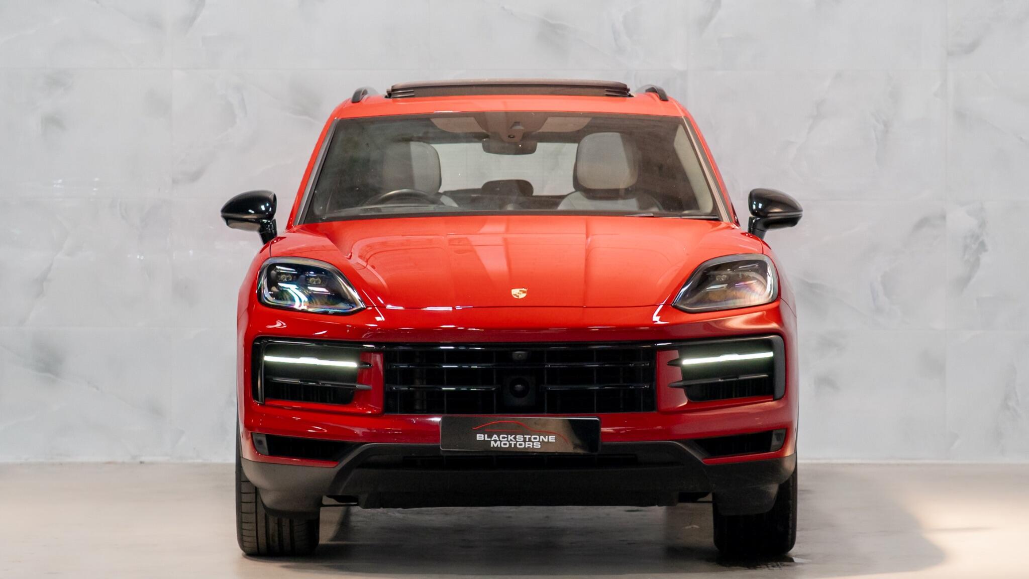 Porsche Cayenne view 4