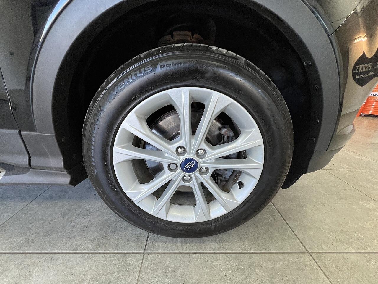 Ford Kuga view 22