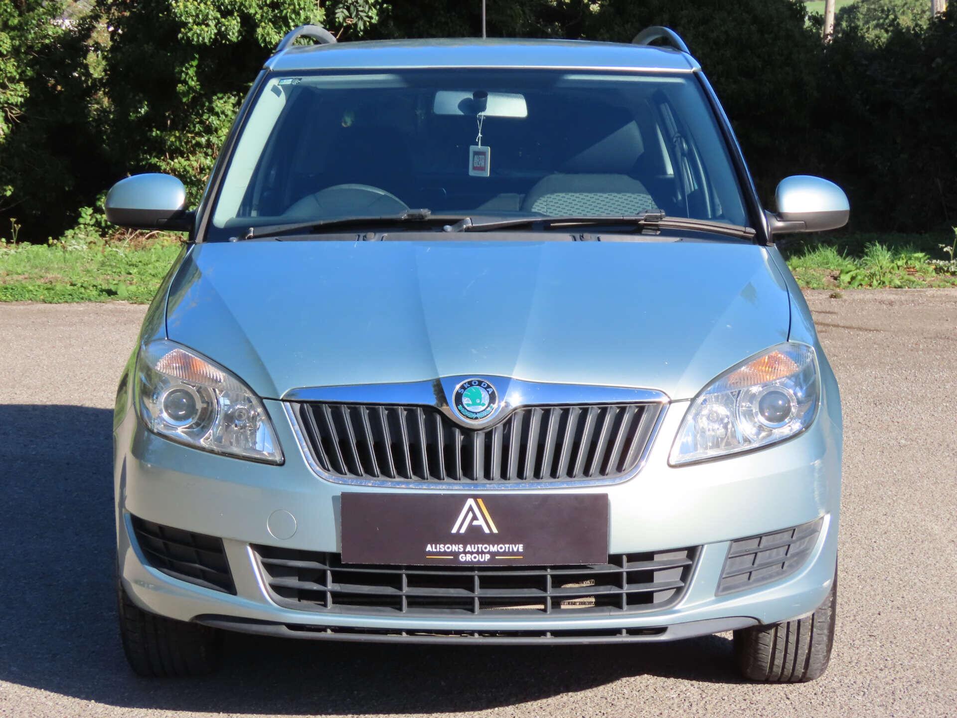 Skoda Fabia view 2