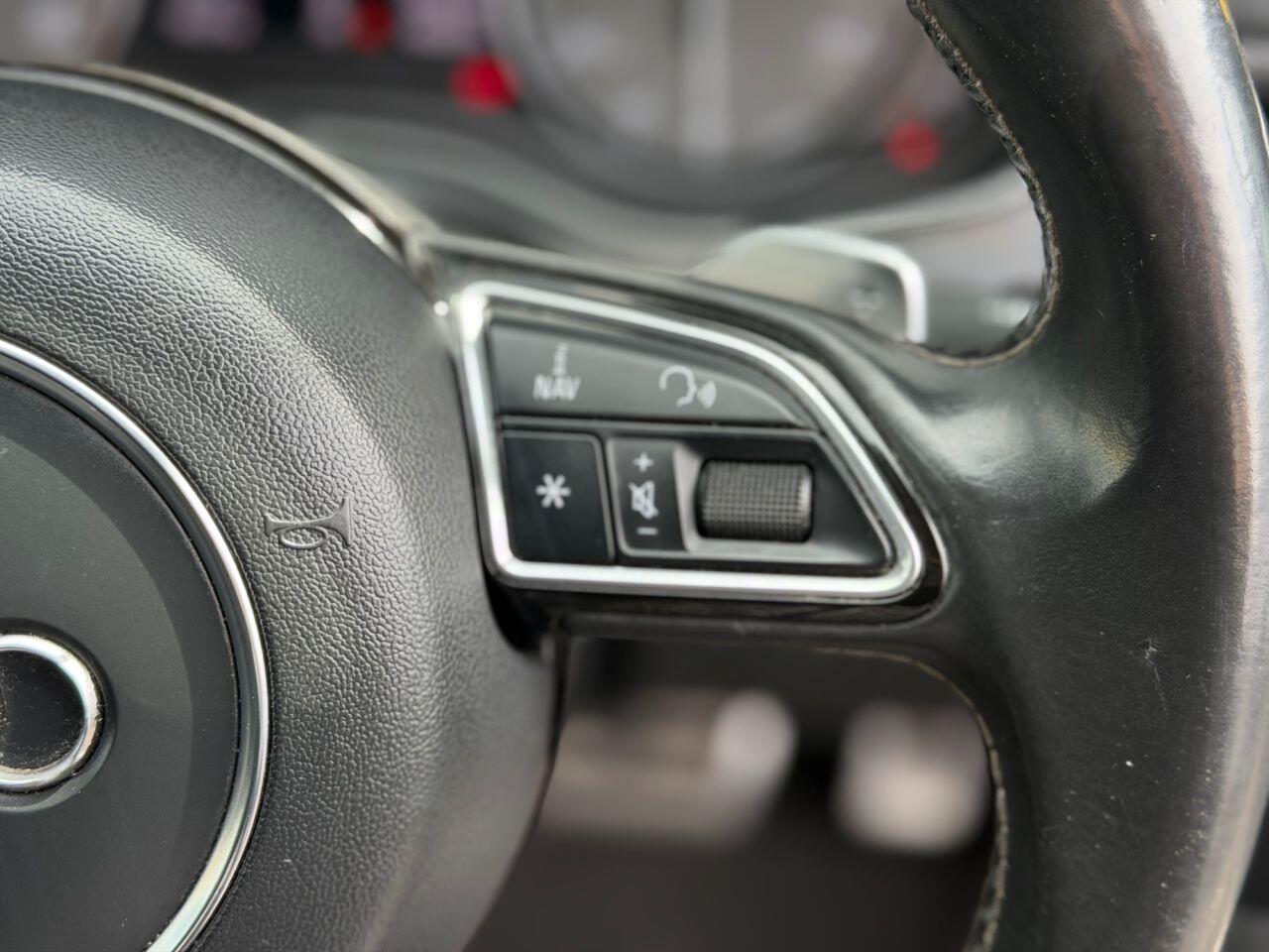 Audi S6 view 26