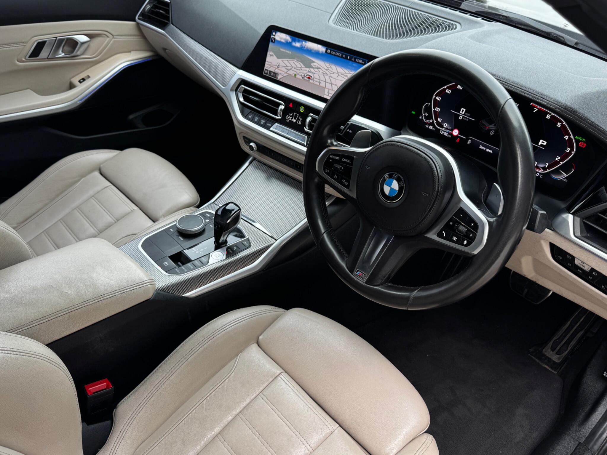 BMW 3 Series view 27