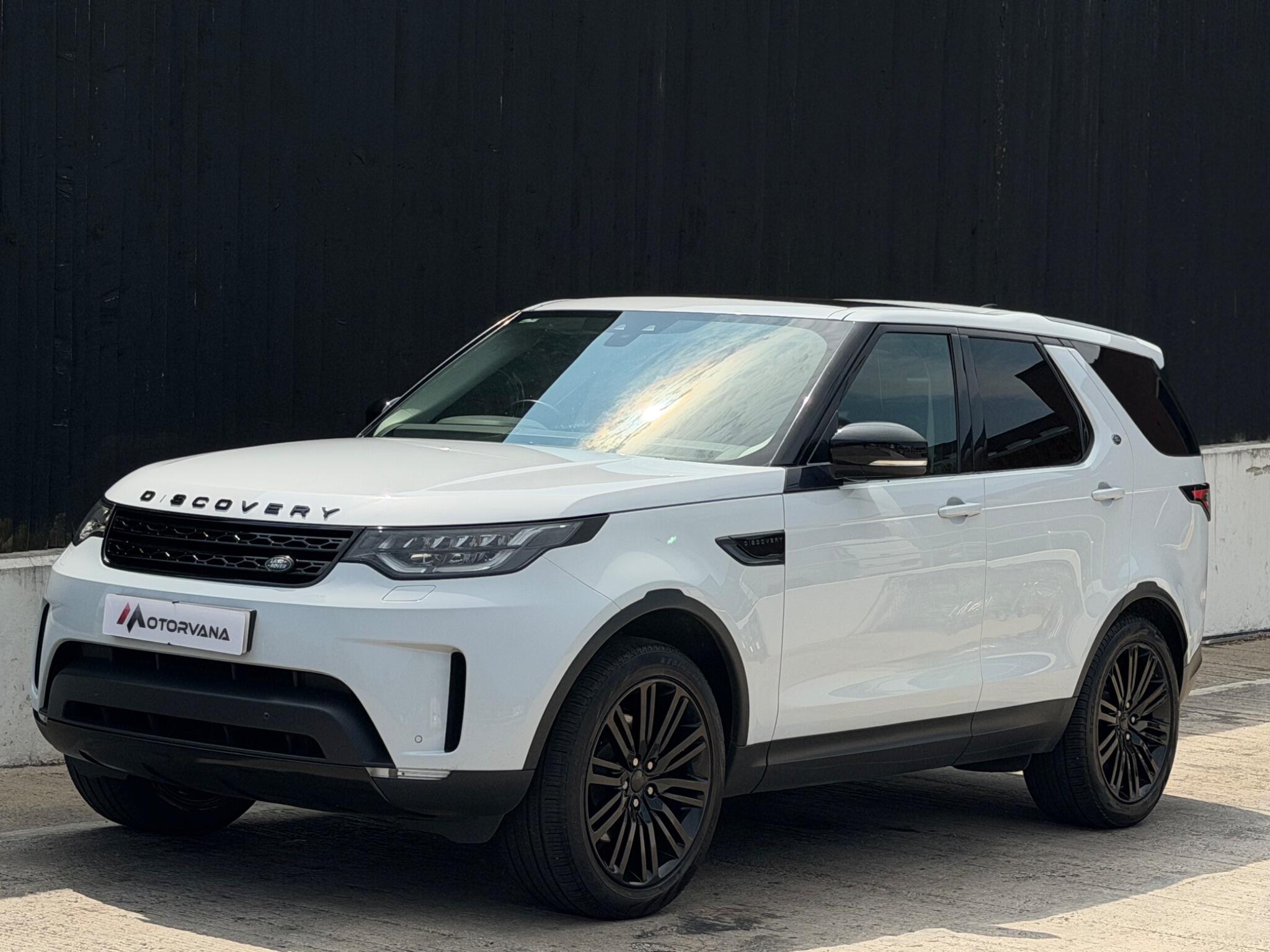 Land Rover Discovery view 8