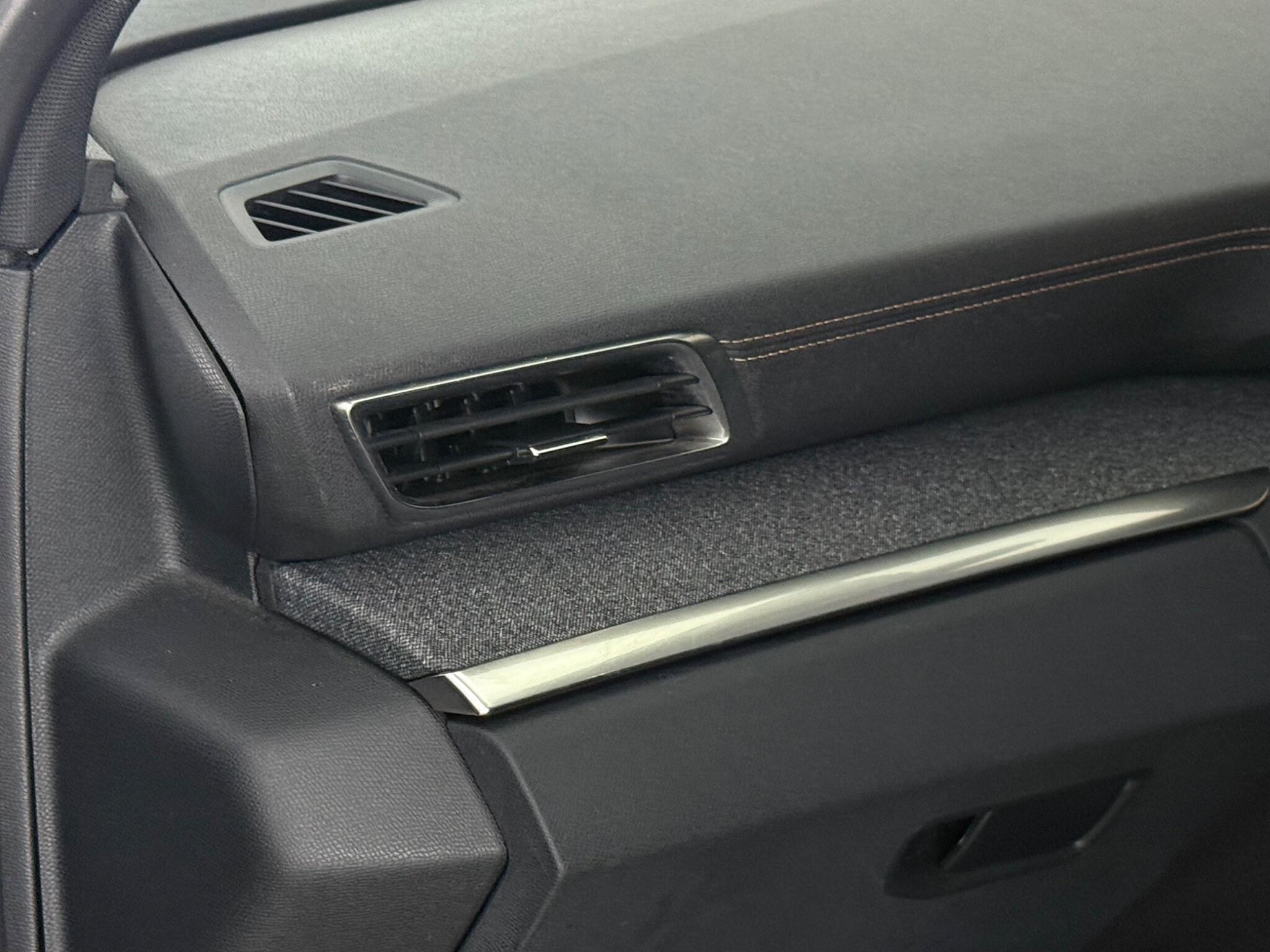 Peugeot 5008 view 35
