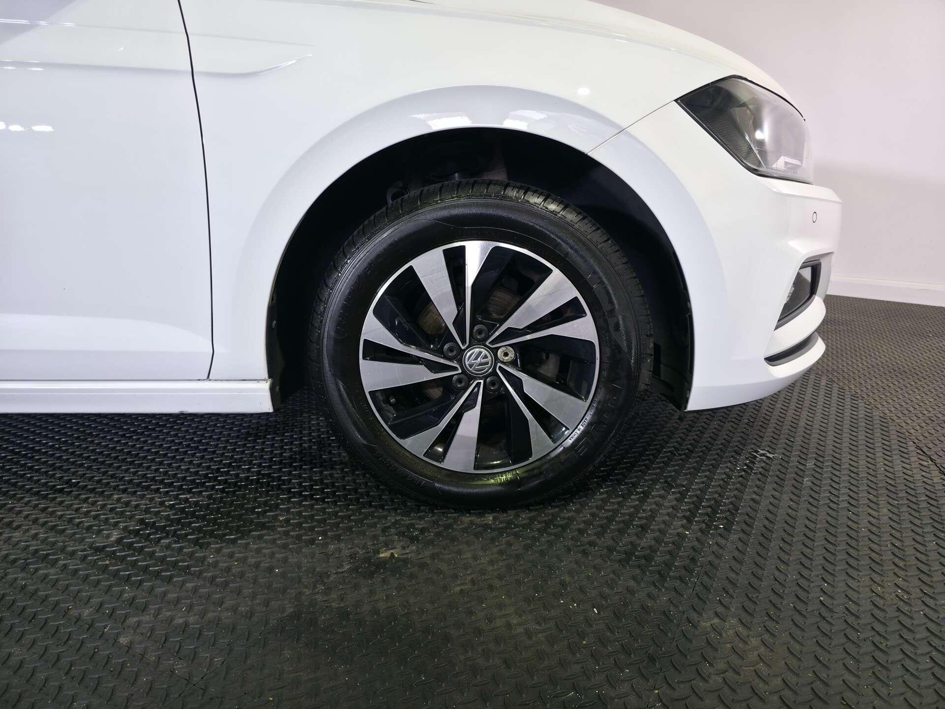 Volkswagen Polo view 59