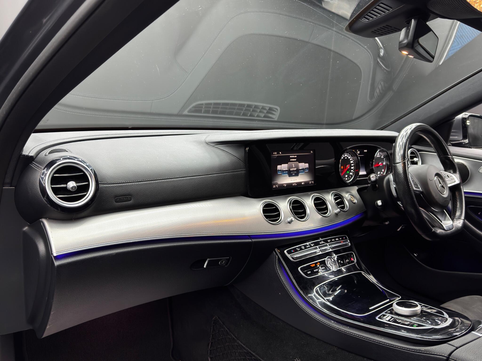 Mercedes-Benz E-Class view 12