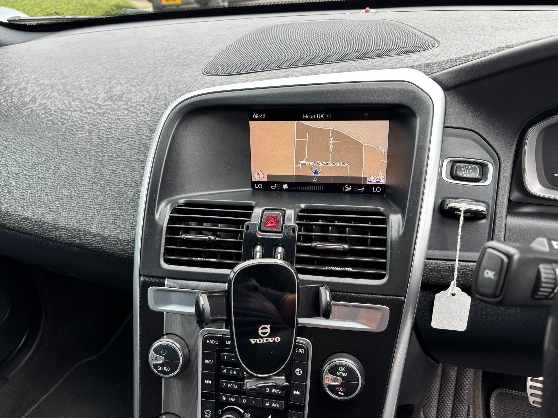 Volvo XC60 view 22