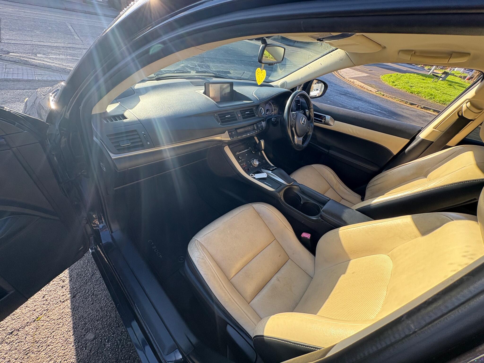2014 Lexus CT 1.8 200h Luxury CVT Euro 6 (s/s) 5dr • 99,475 miles image 70