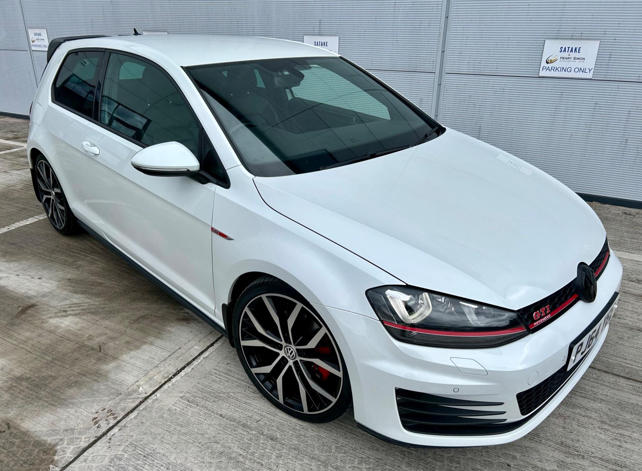 Volkswagen Golf view 6