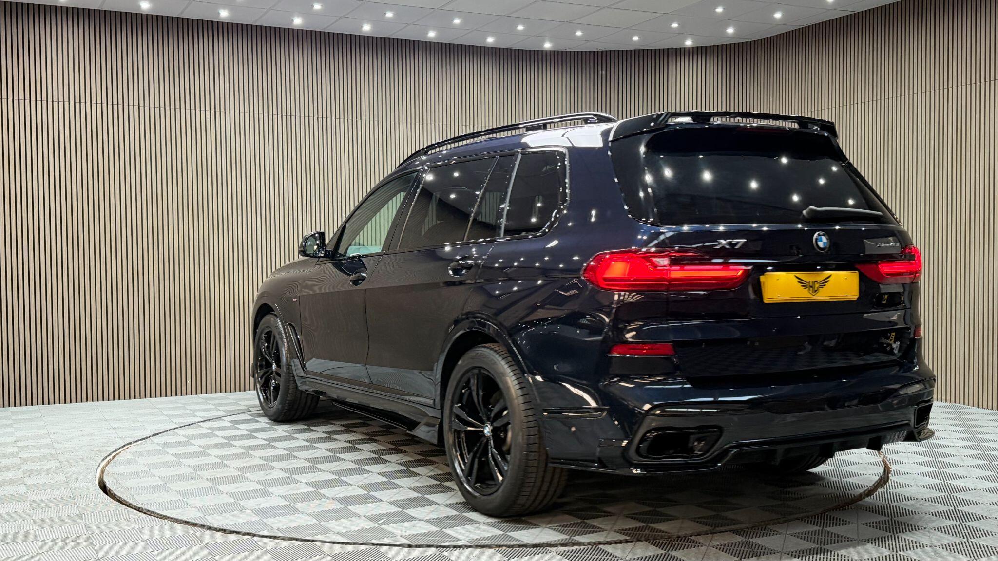 BMW X7 view 52
