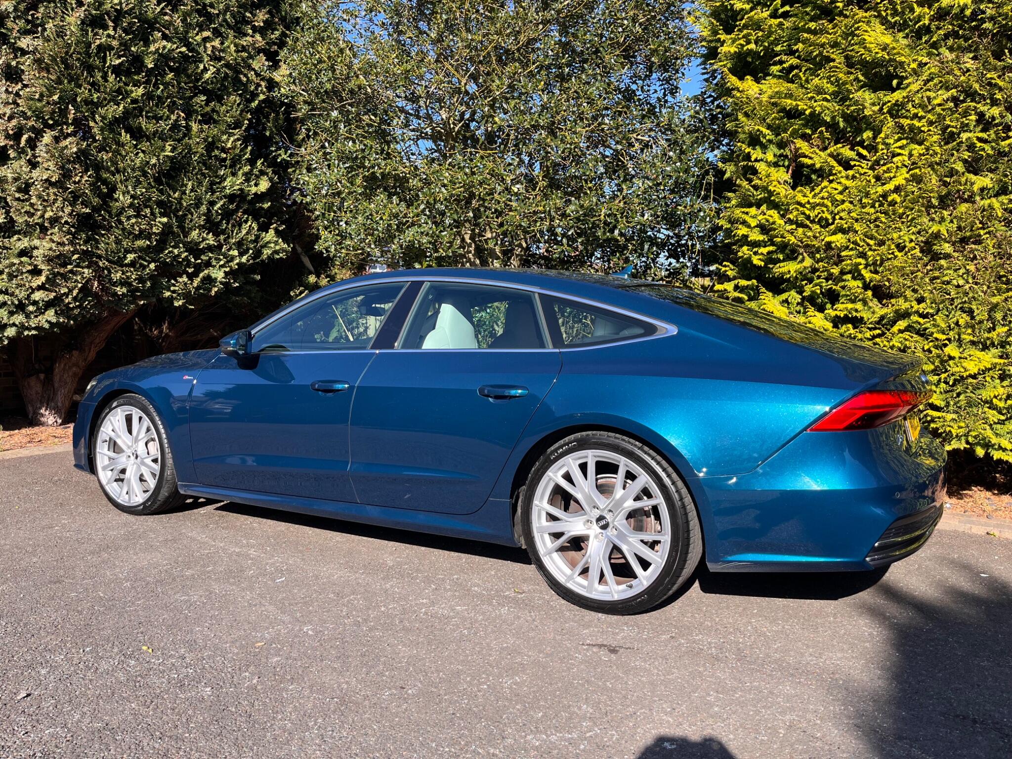 Audi A7 view 10