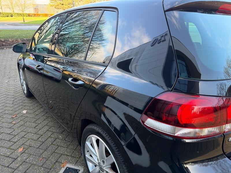 2009 Volkswagen Golf image 14