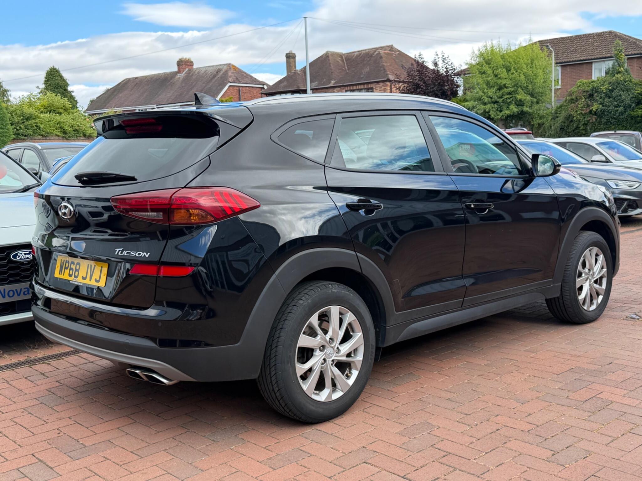 Hyundai Tucson view 18