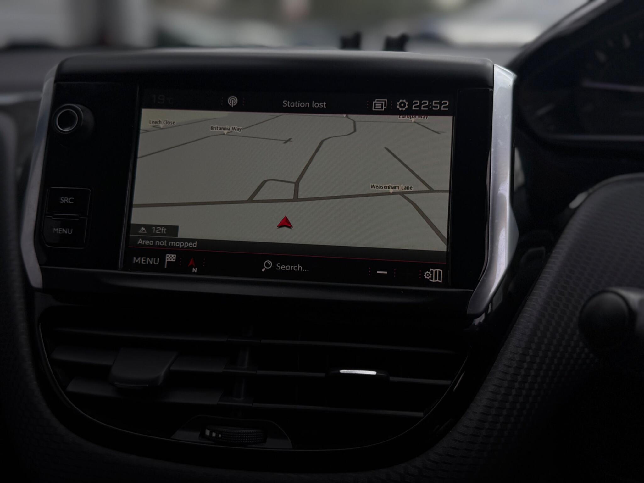 Peugeot 208 view 21
