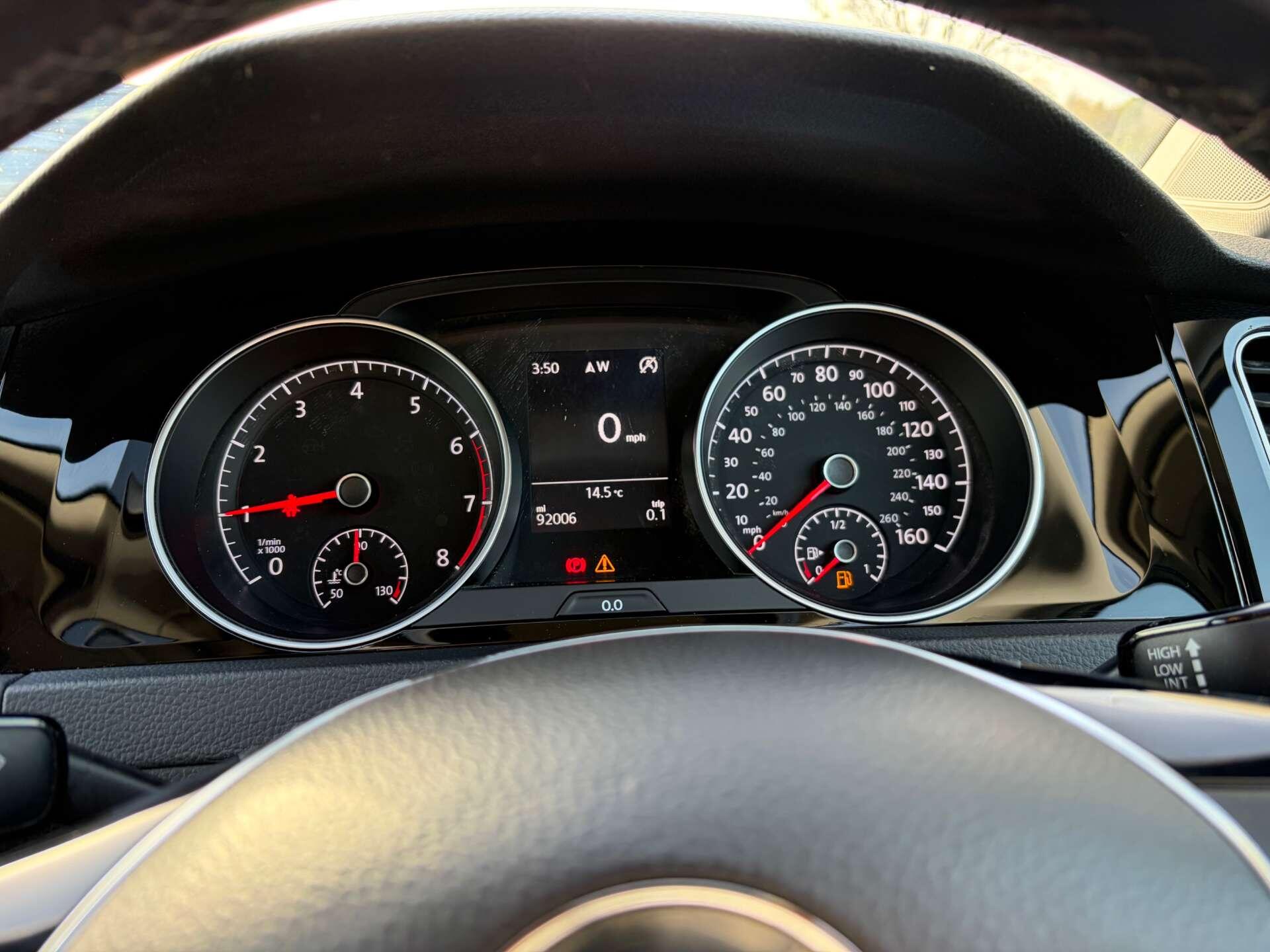 Volkswagen Golf view 43