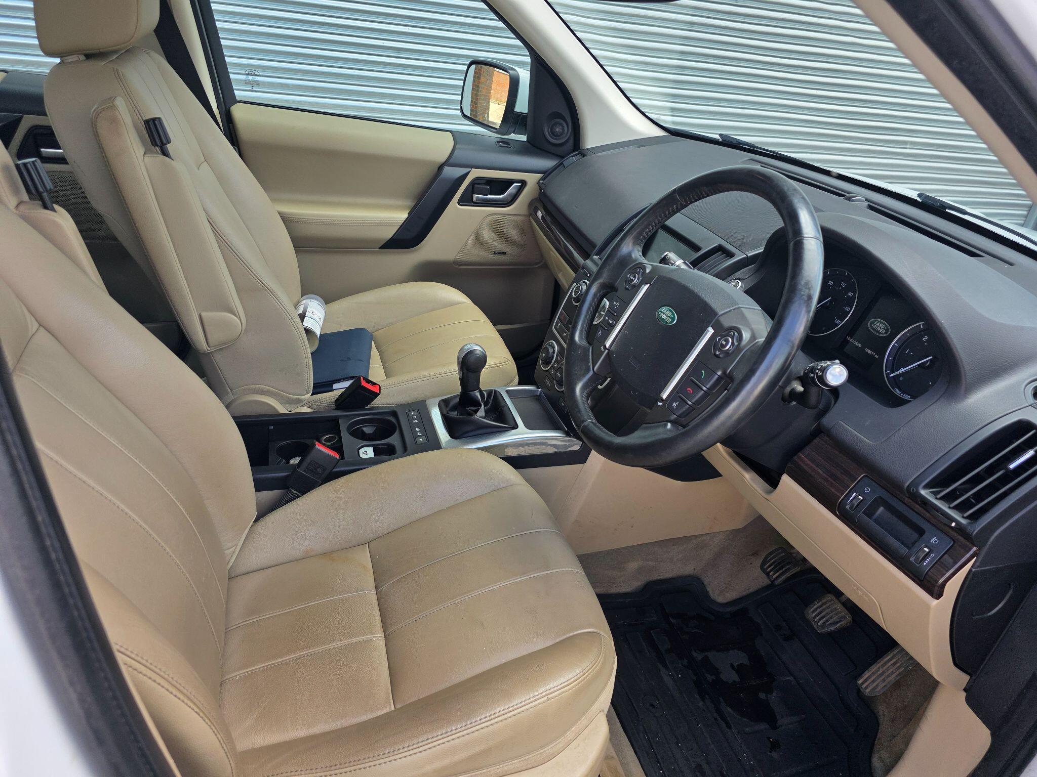 Land Rover Freelander view 13