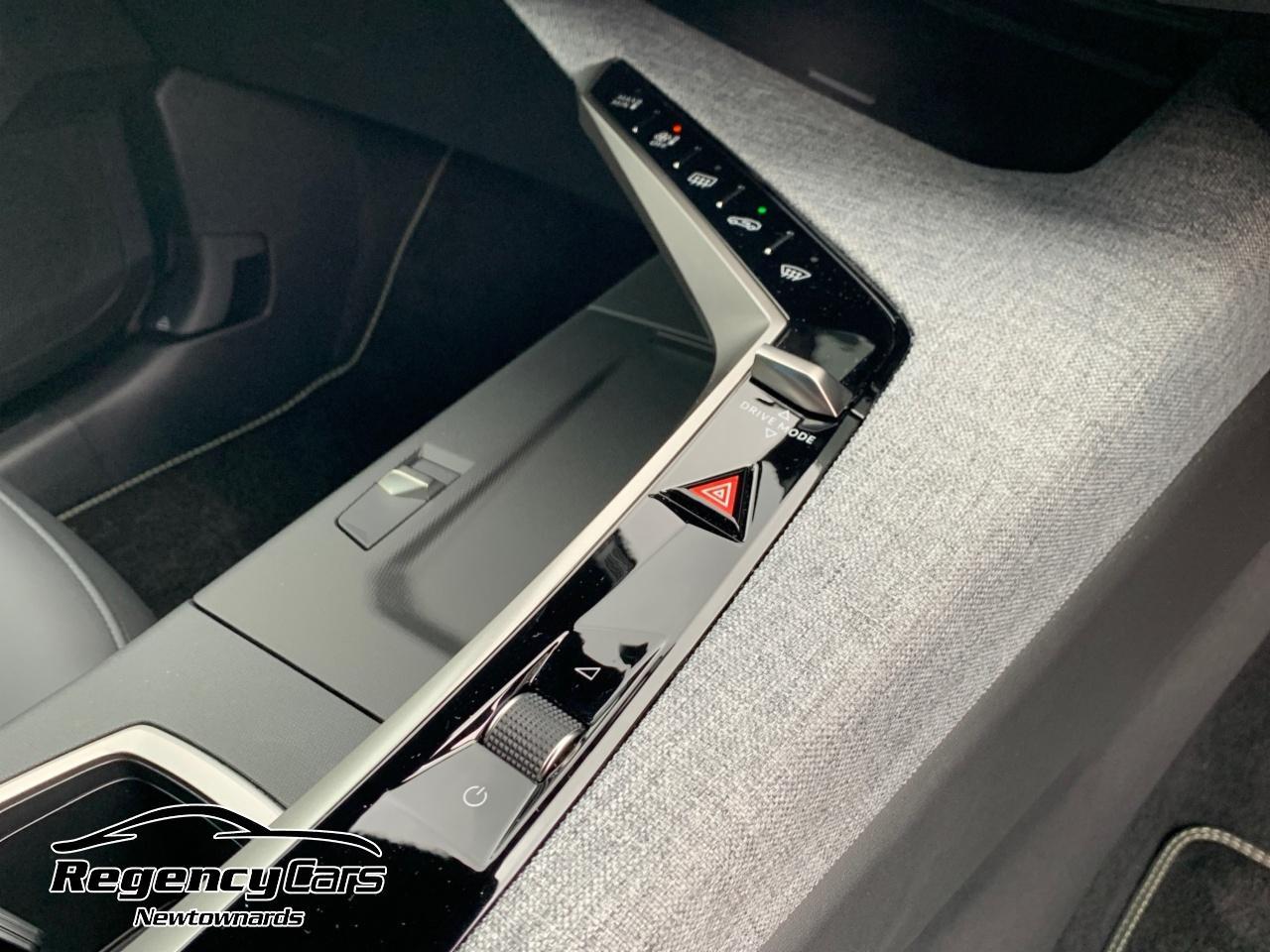 Peugeot 3008 view 11