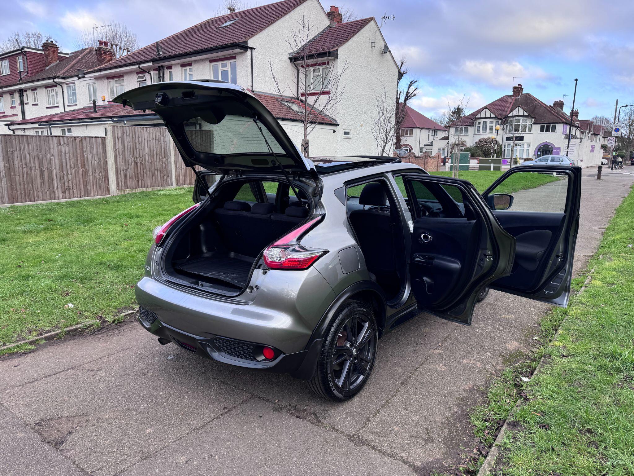 2015 Nissan Juke image 33