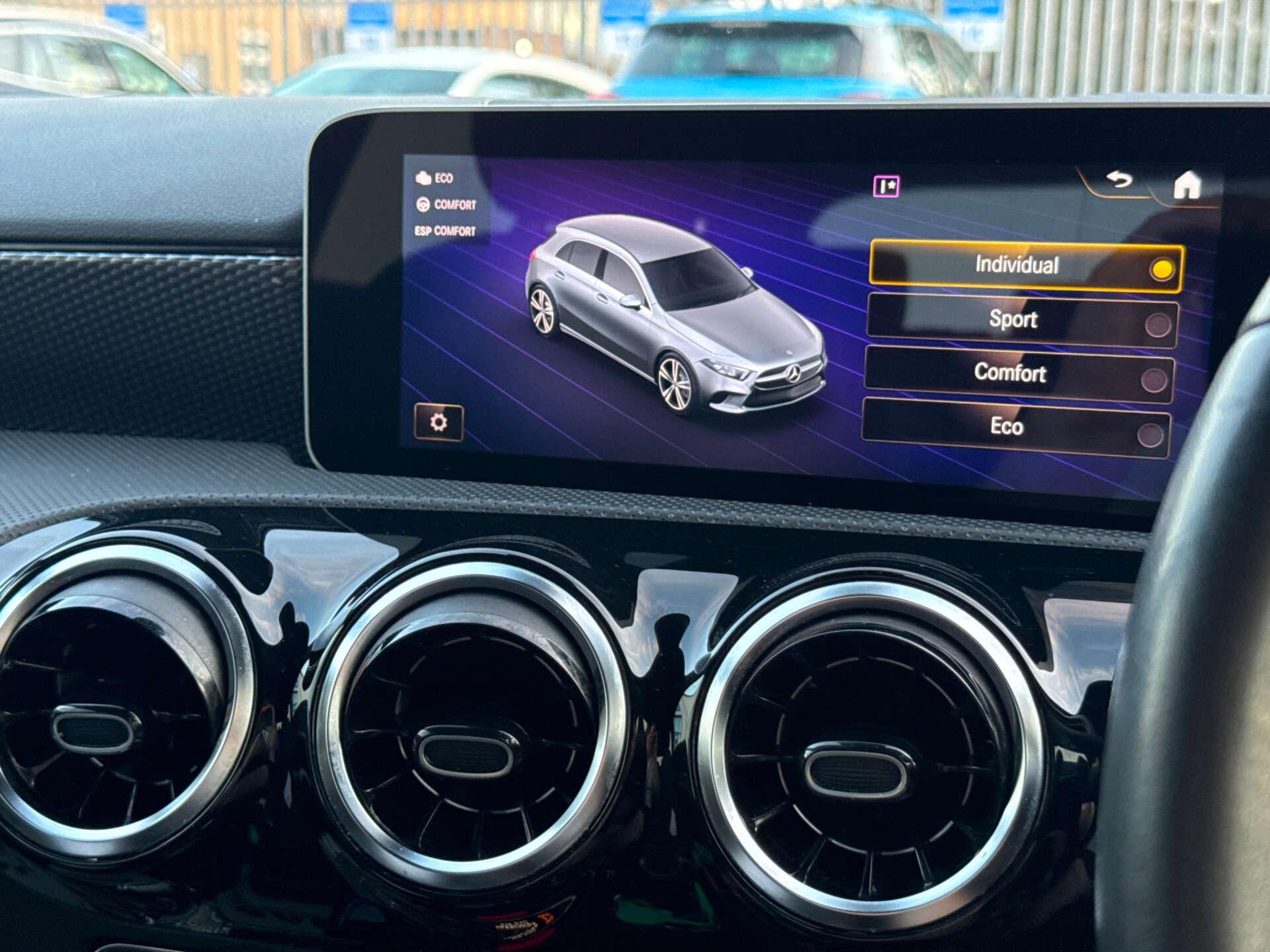 Mercedes-Benz A Class view 84