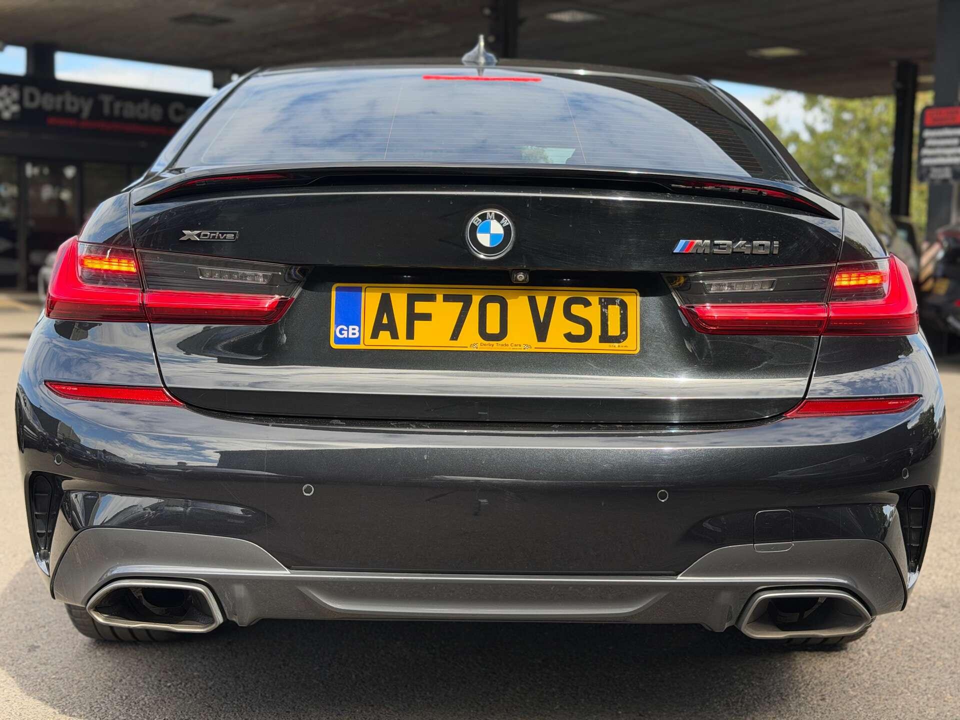 BMW 3 Series view 7