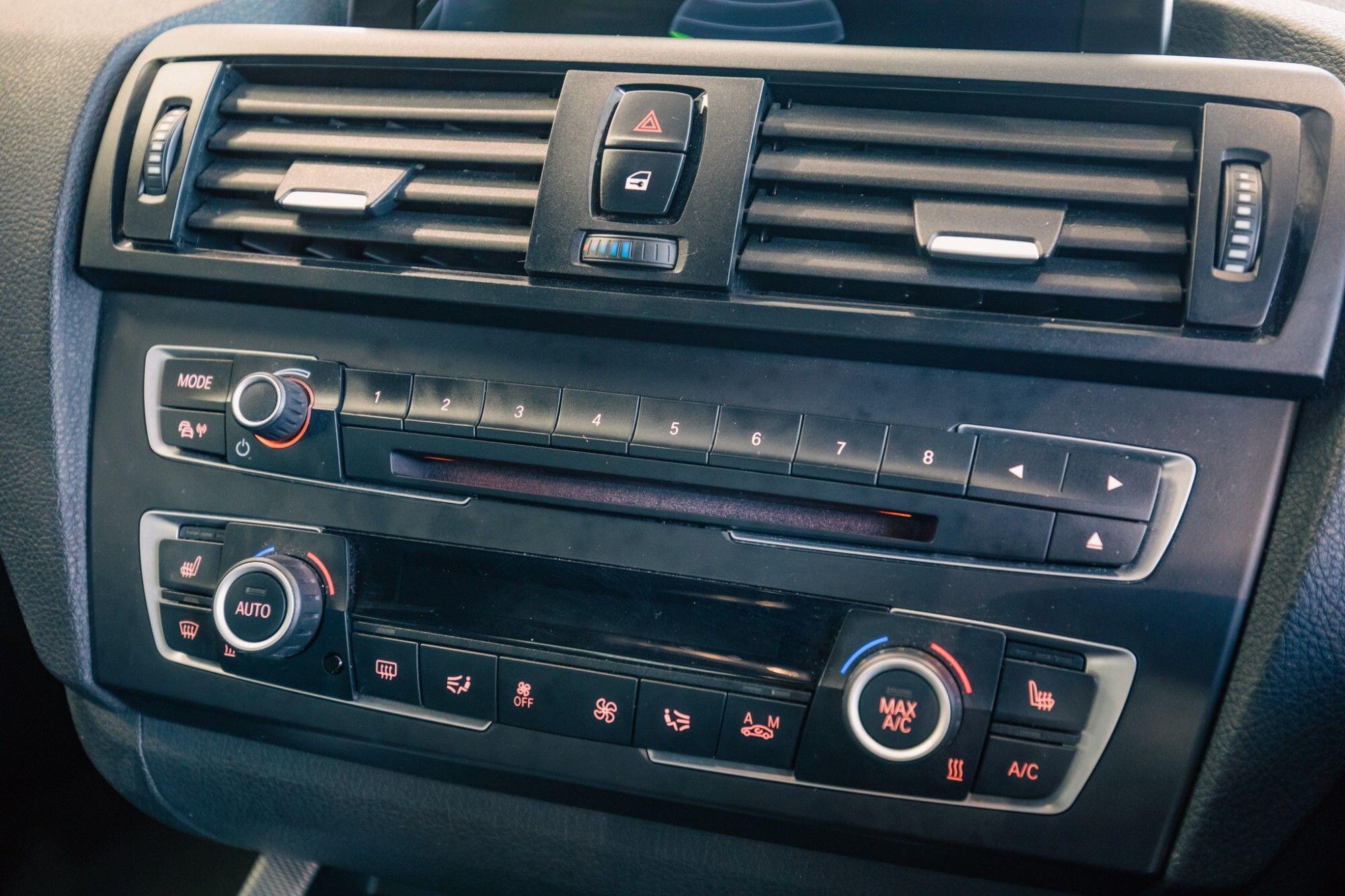 BMW 2 Series view 17