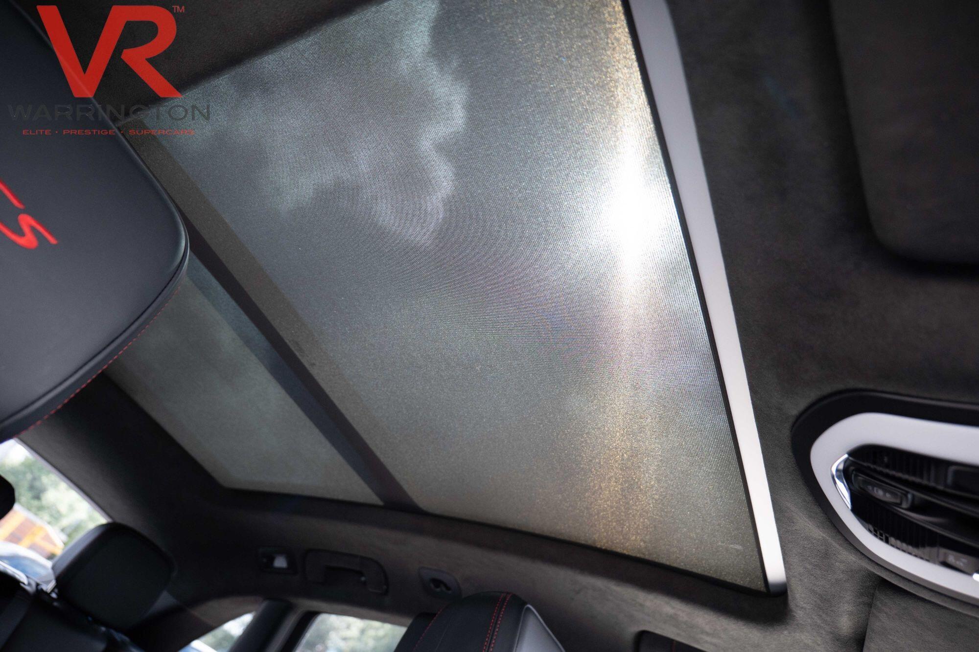 Porsche Macan view 44