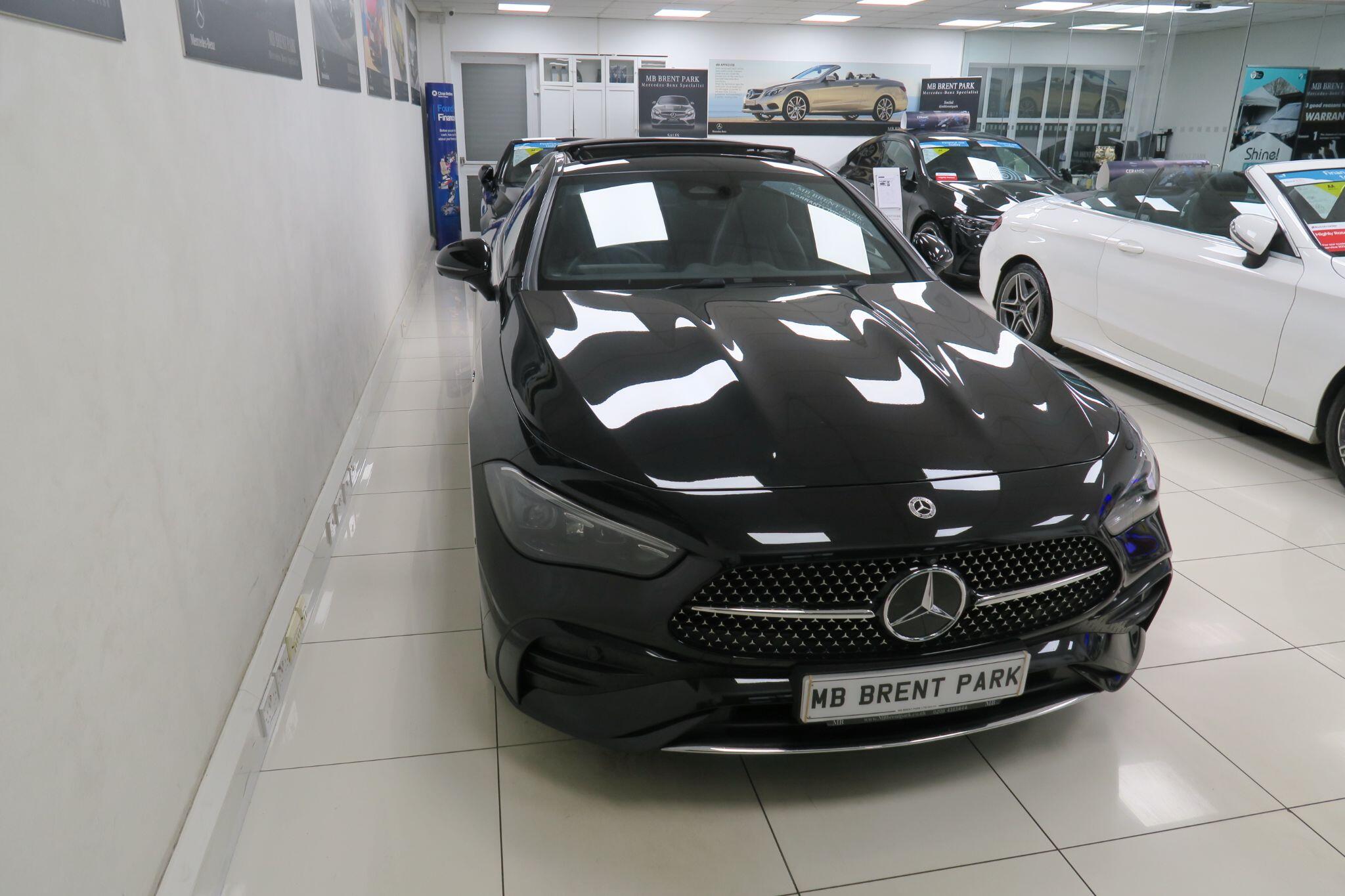Mercedes-Benz Cle view 4