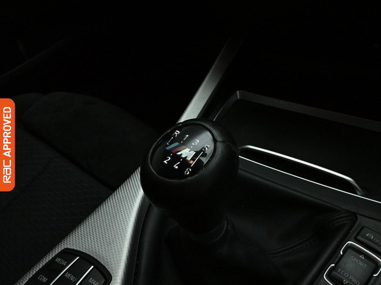 BMW 2 Series view 25