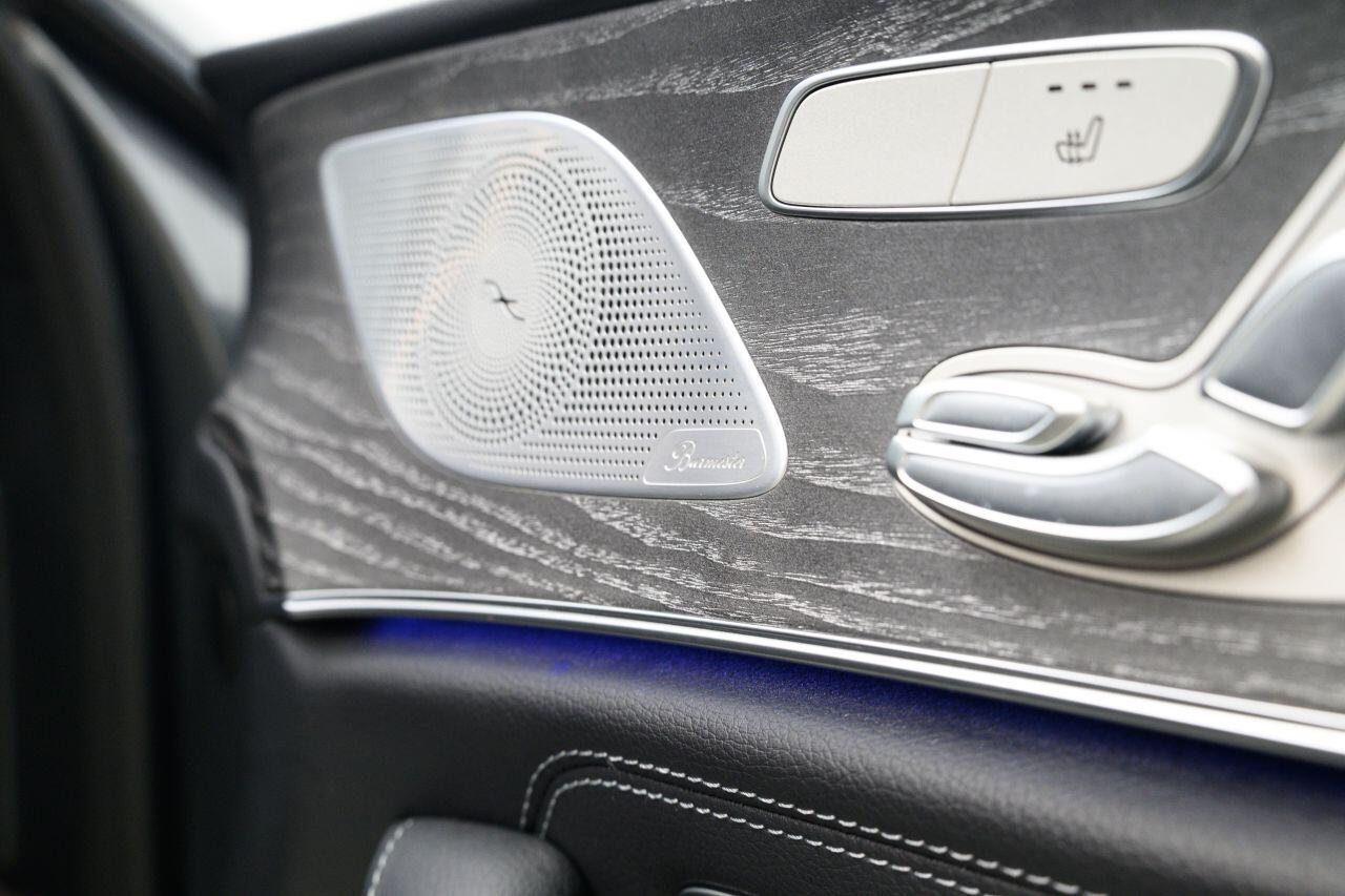 Mercedes-Benz CLS view 20