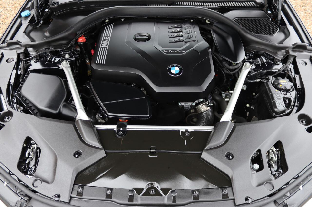 BMW 5 Series view 40