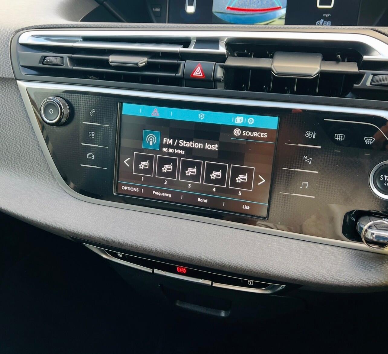 Citroen Grand C4 Picasso view 27