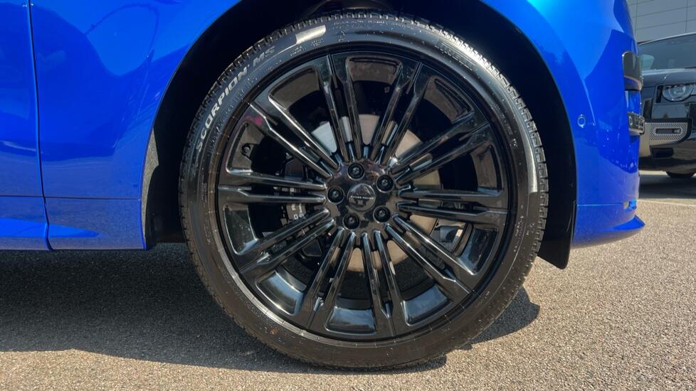 Land Rover Range Rover Sport view 8