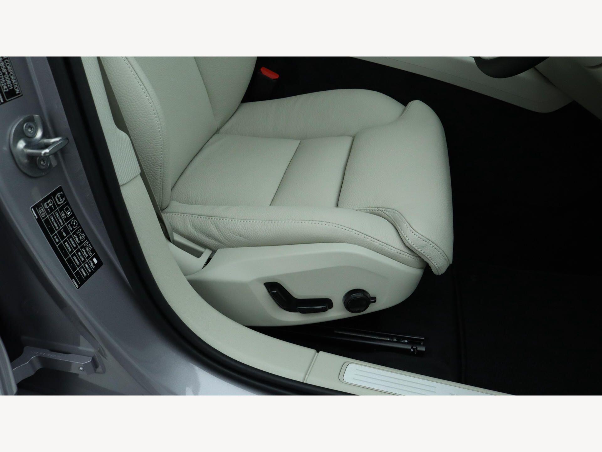 Volvo V60 view 28
