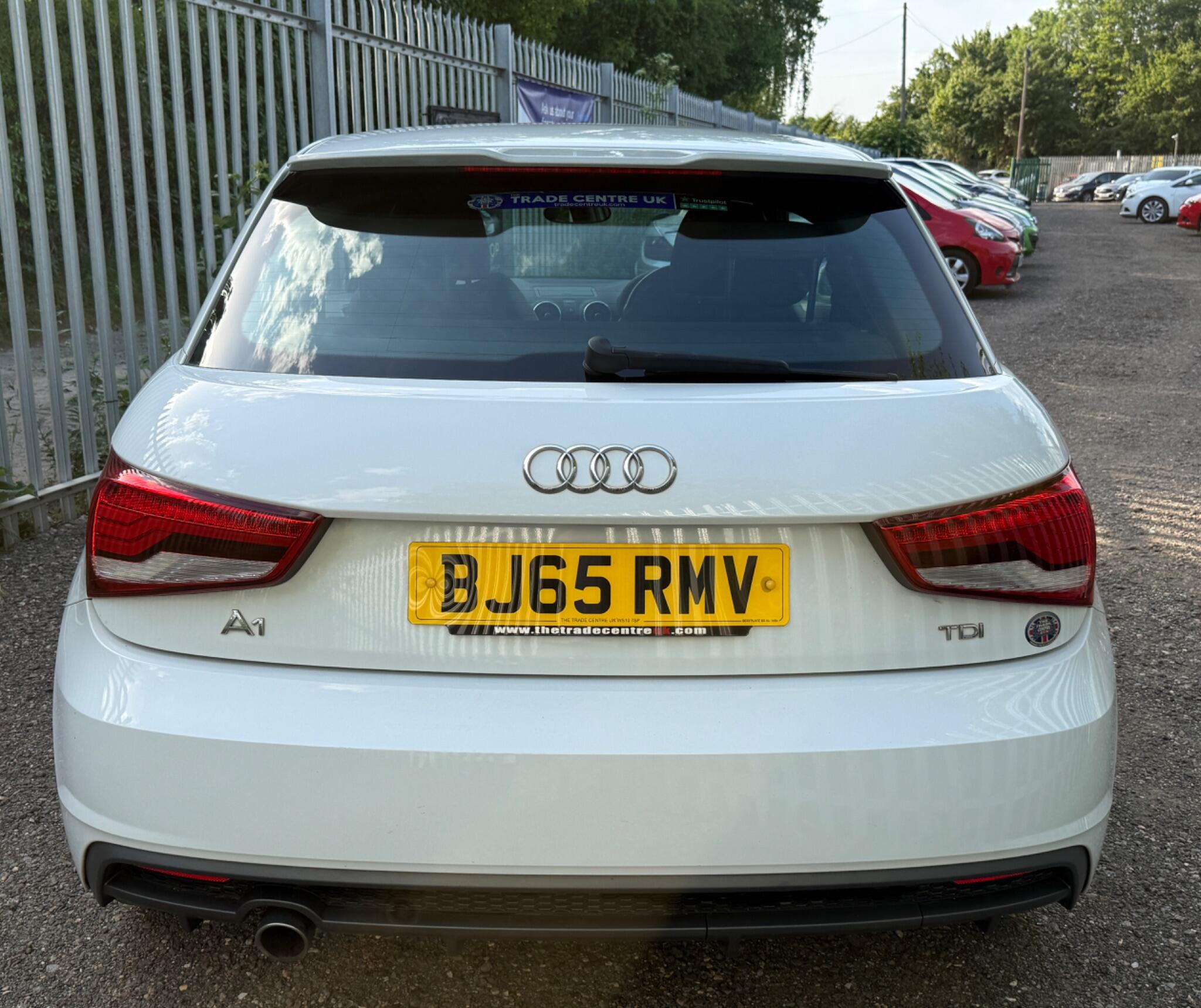 2015 Audi A1 image 12