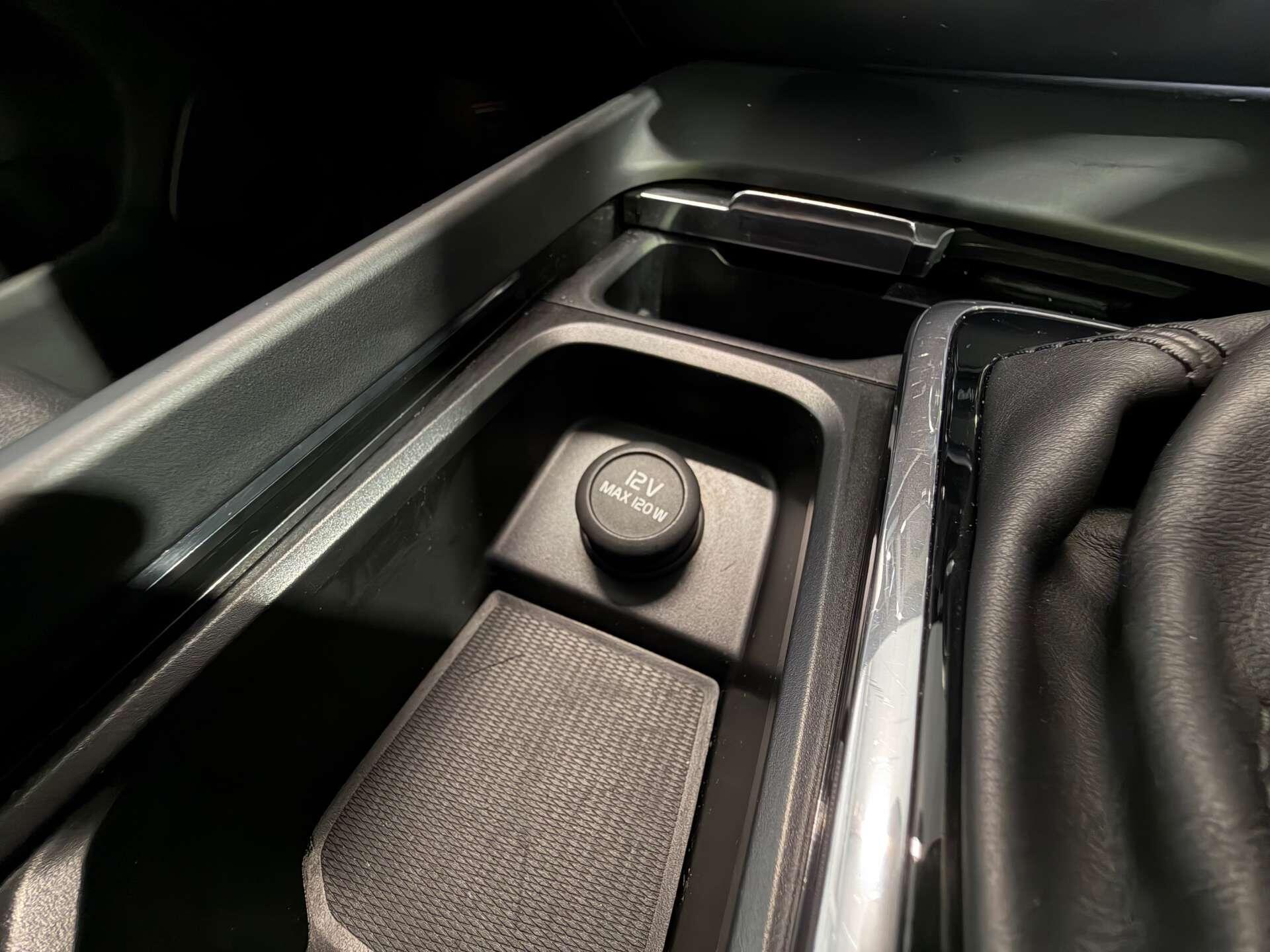 Volvo XC60 view 30