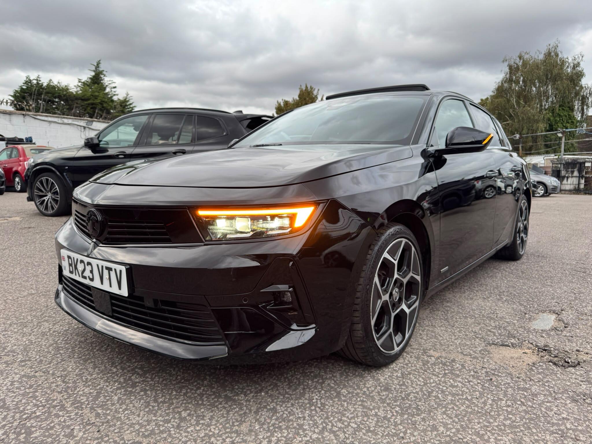 Vauxhall Astra view 2