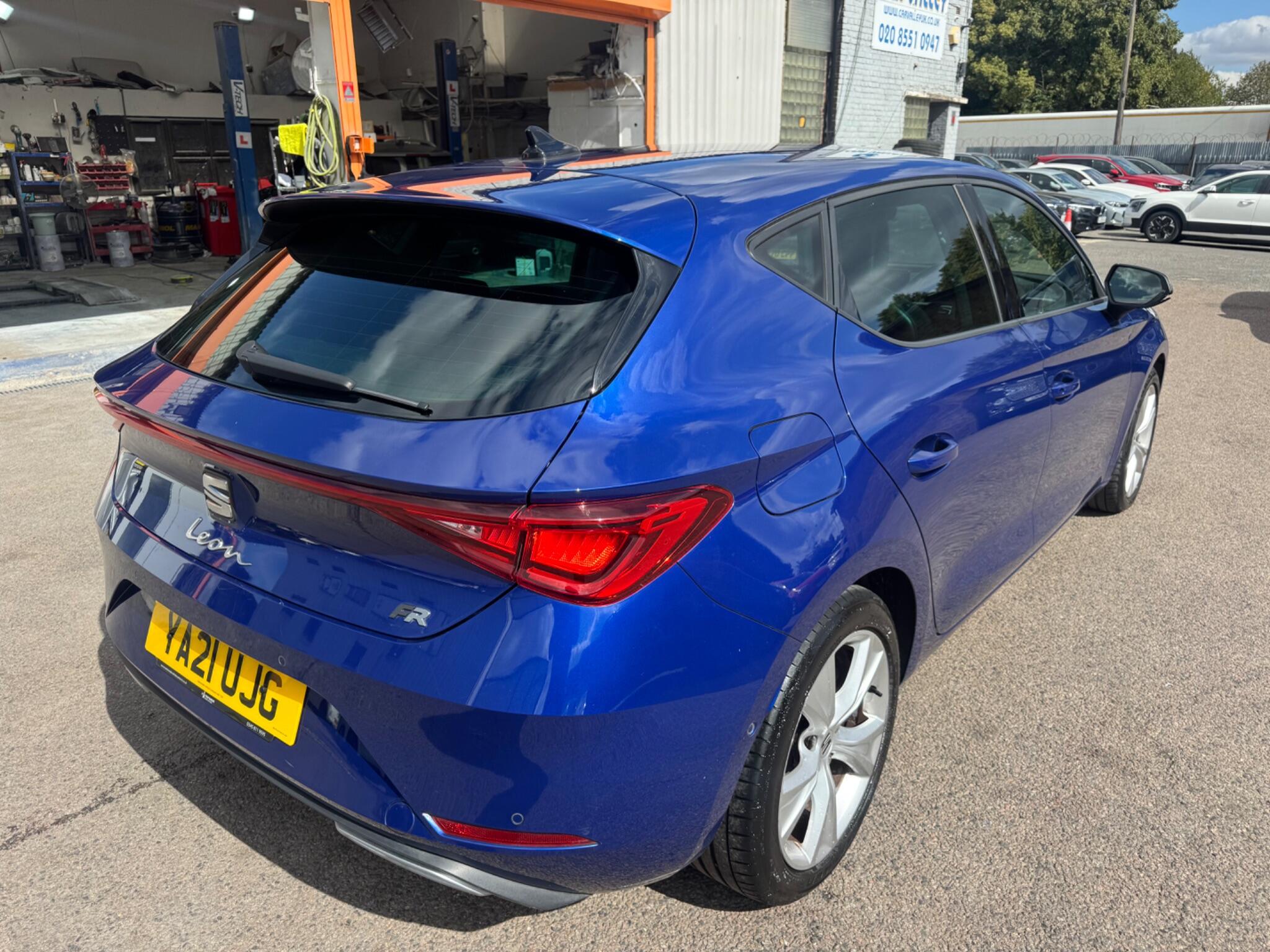 Seat Leon Leon view 4