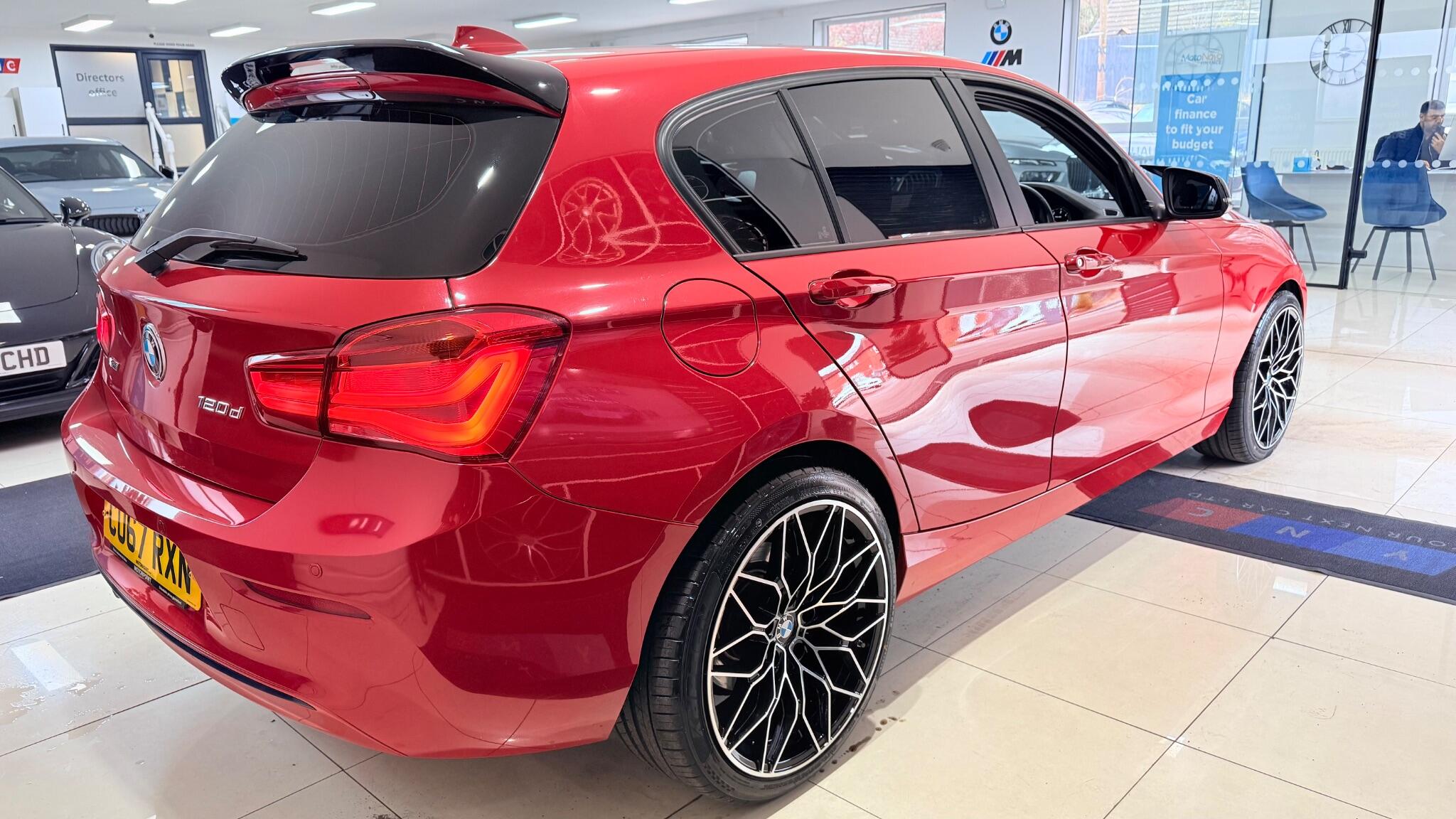 BMW 1 Series view 2