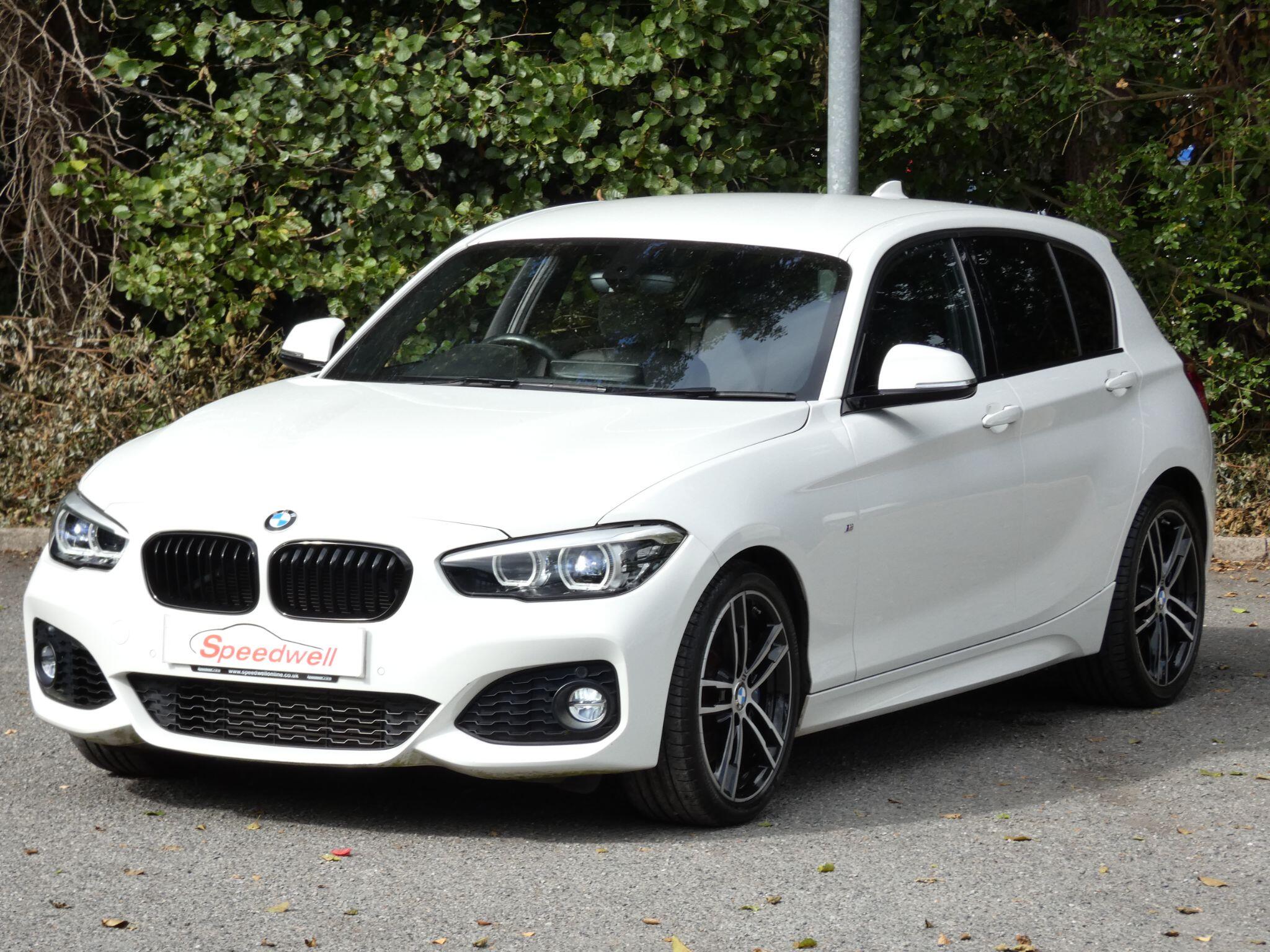 BMW 1 Series view 12