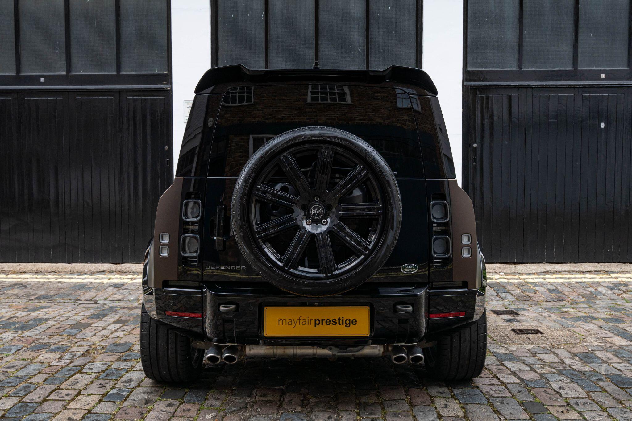 Land Rover Defender view 15