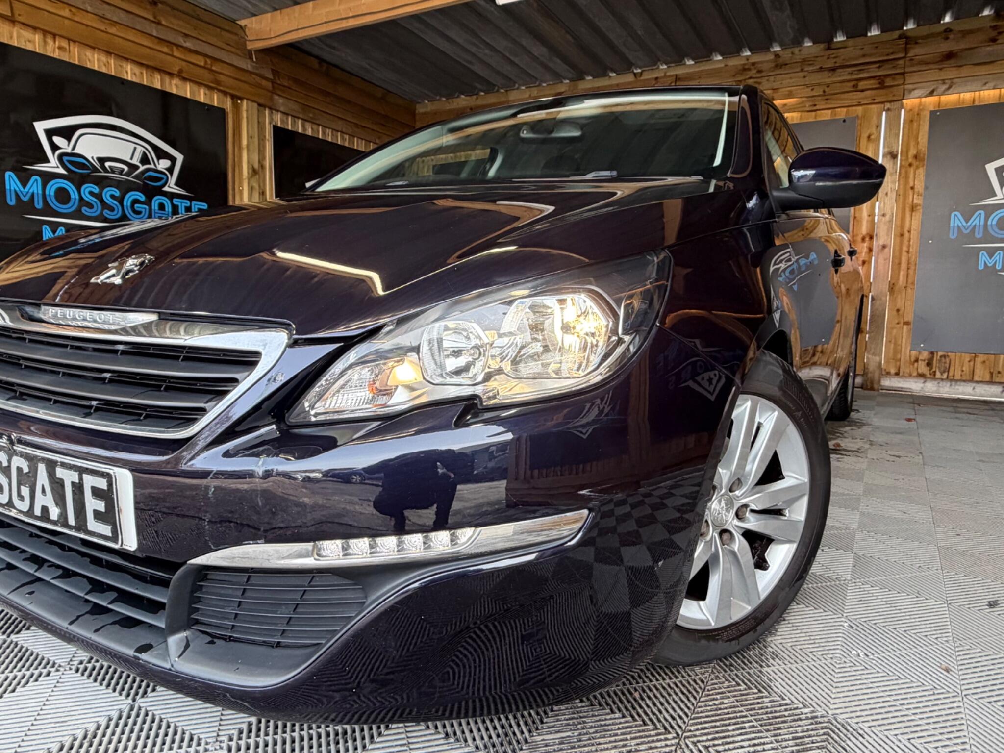 Peugeot 308 SW view 8