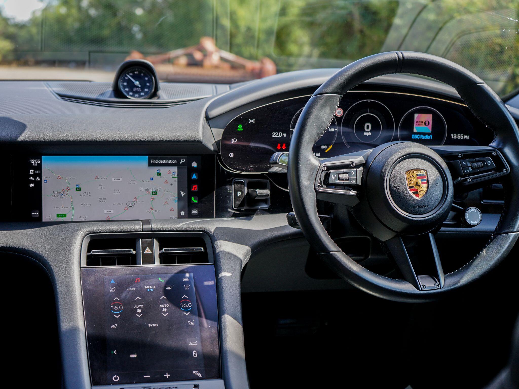 Porsche Taycan view 18
