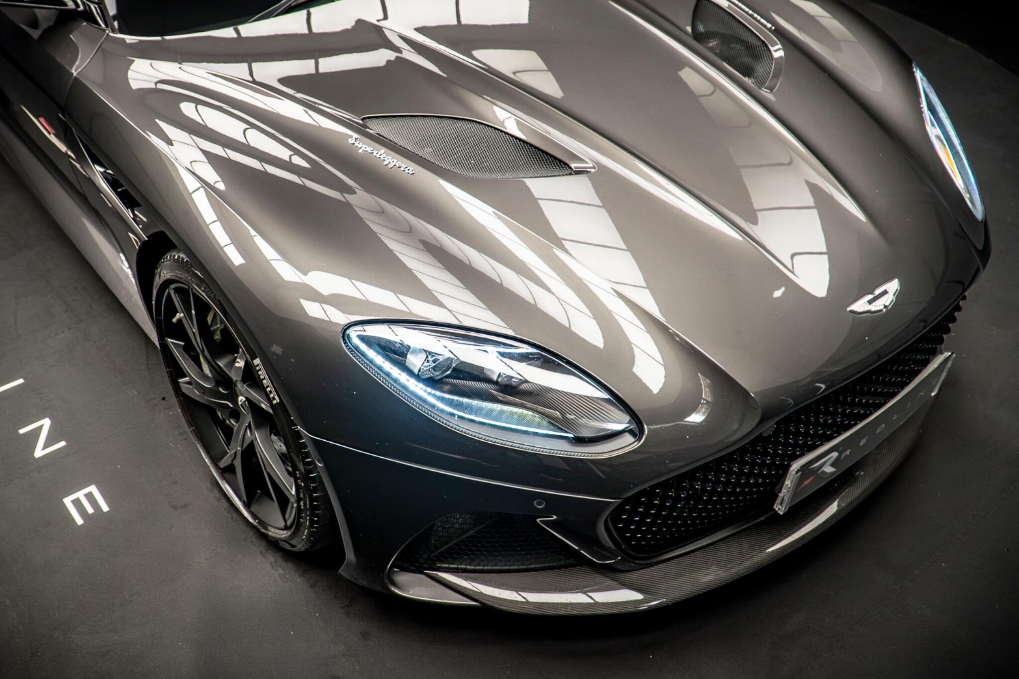 Aston Martin DBS view 11