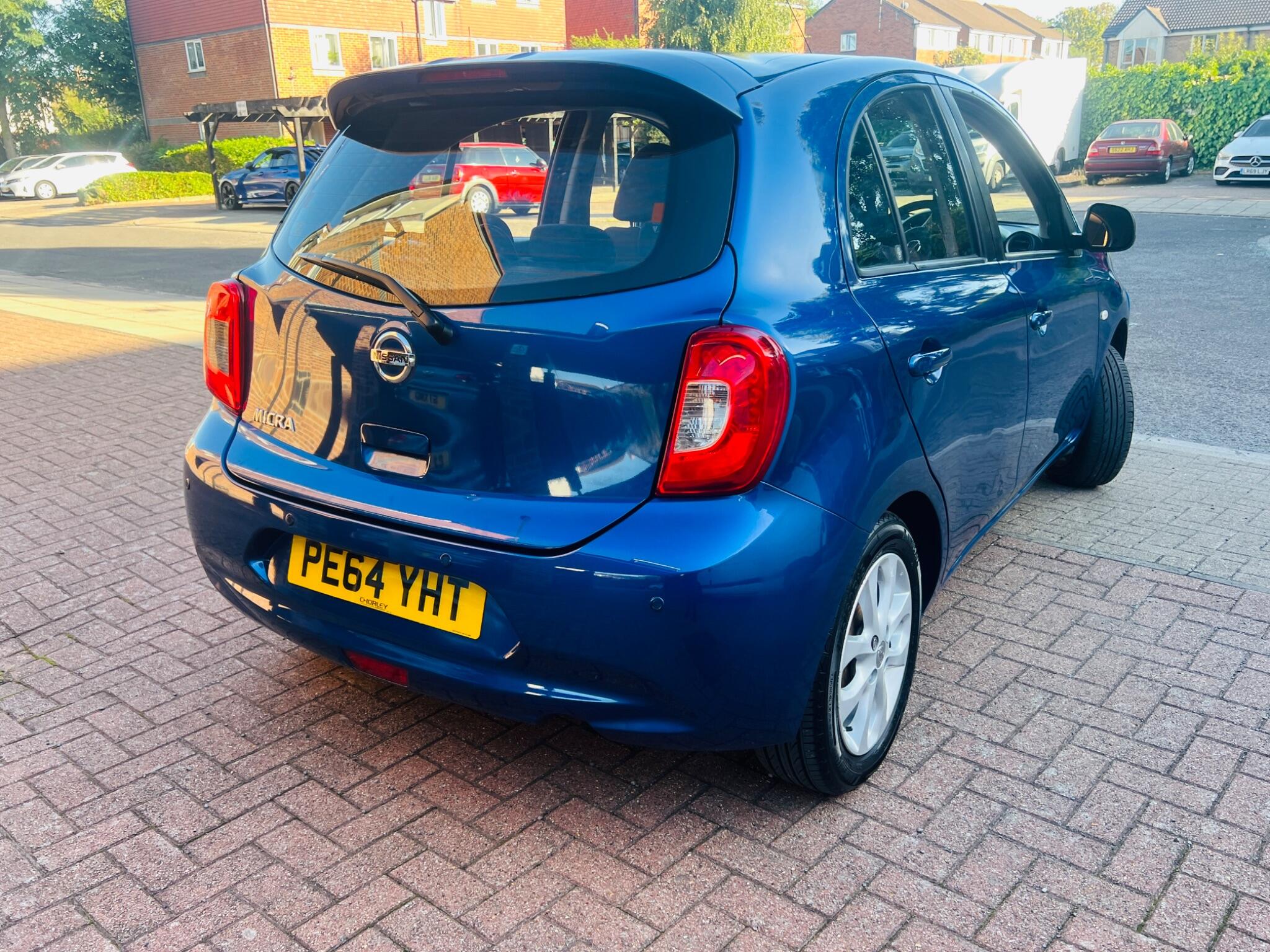 Nissan Micra view 23