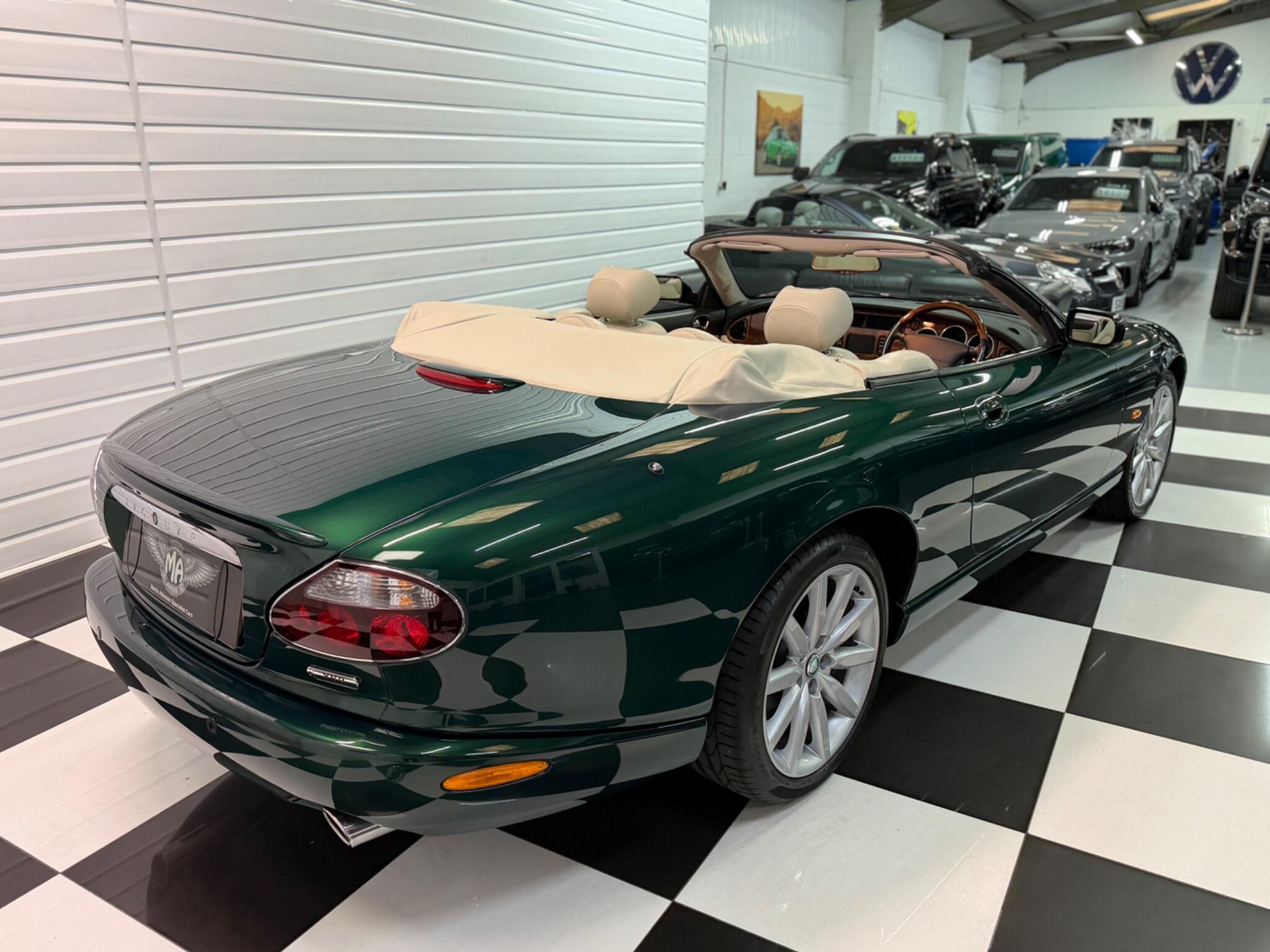 Jaguar XK8 view 45